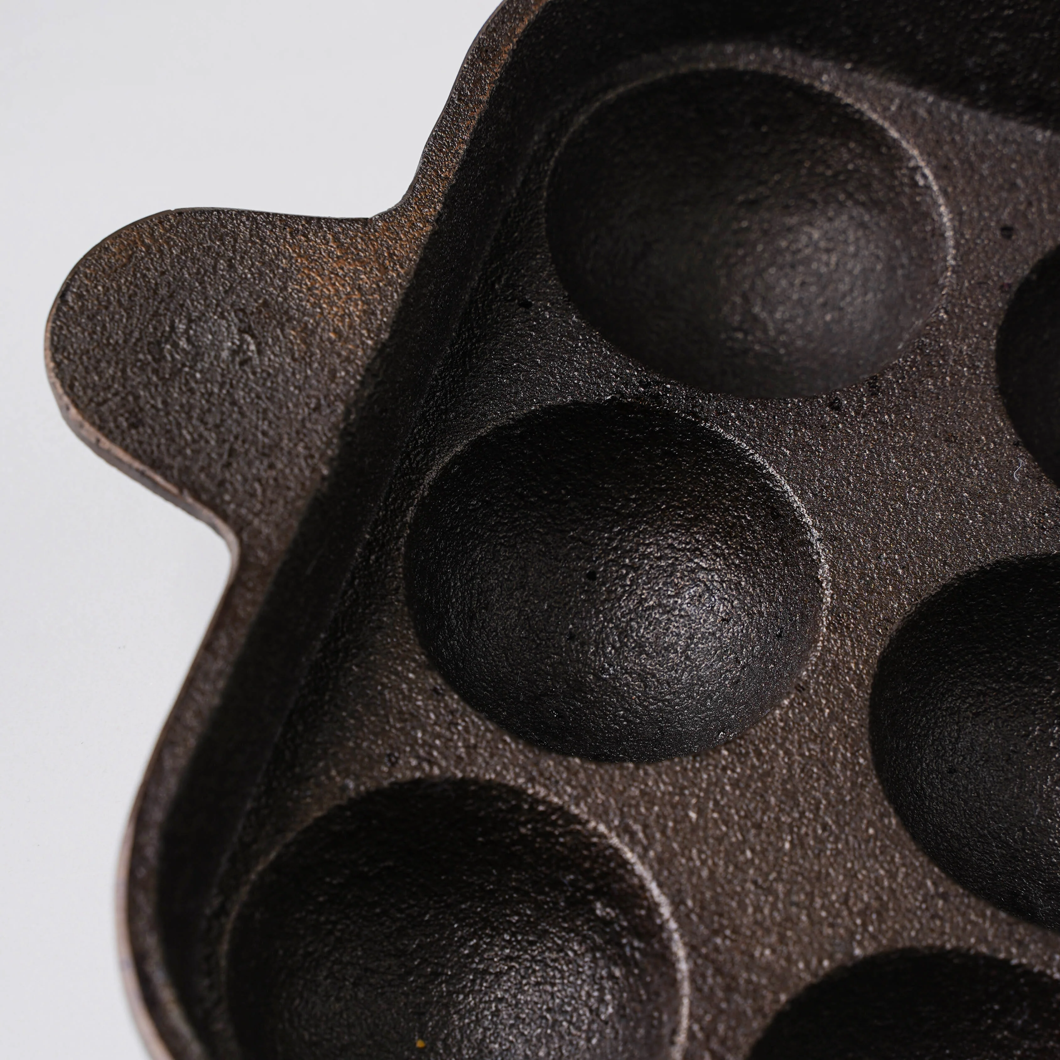 Empress Cast Iron Ultra Smooth Square Paniyaram Pan 9 Pit - Image 8
