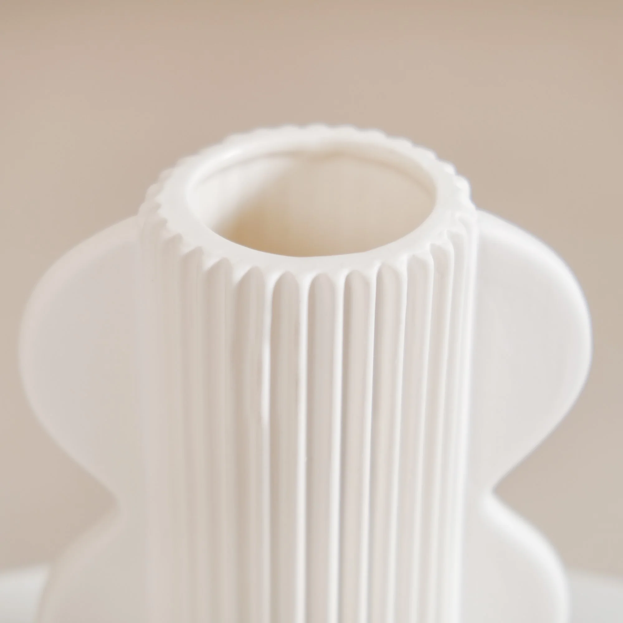 Mod Ceramic Vase With Ears - Image 9