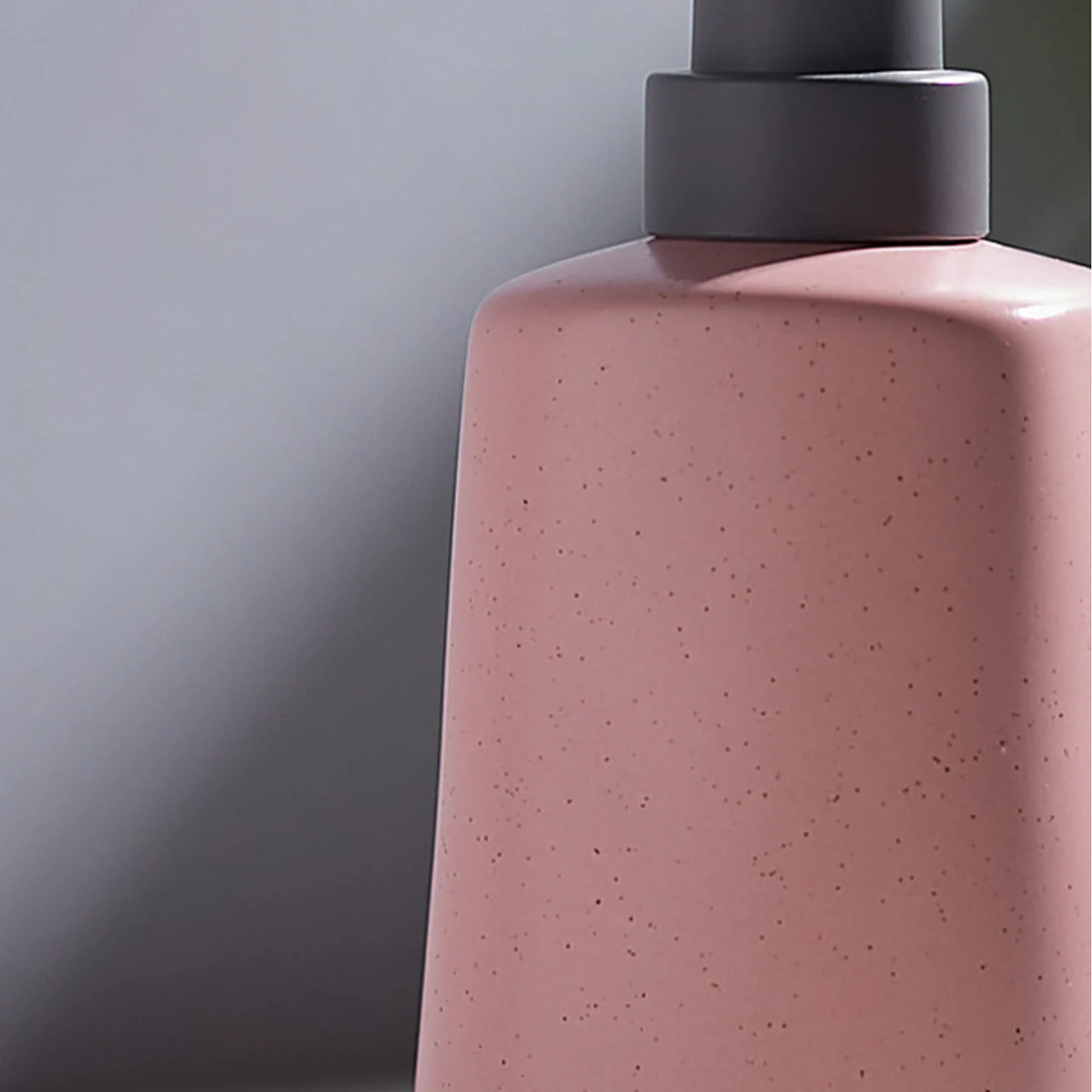 Modern Bathroom Accessory - Image 21