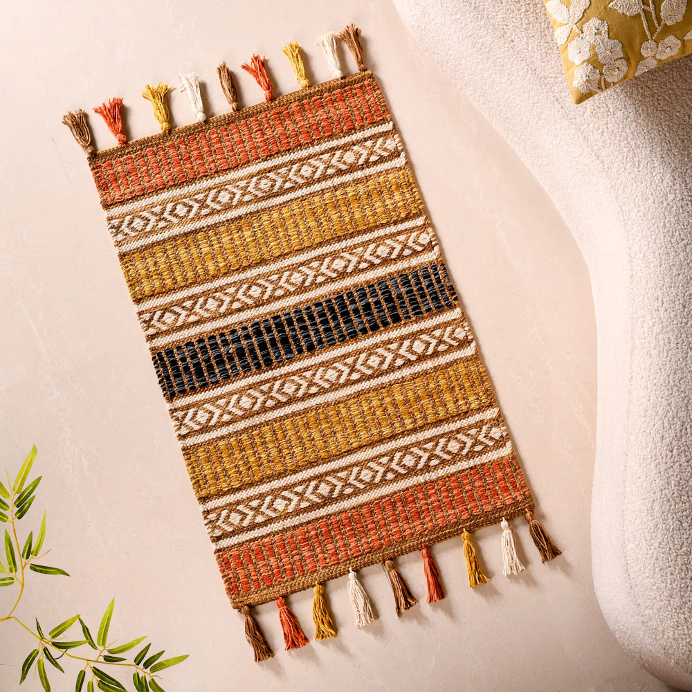 Plain Weave Kilim Design Handcrafted Cotton Mat 38x20 Inch - Image 6