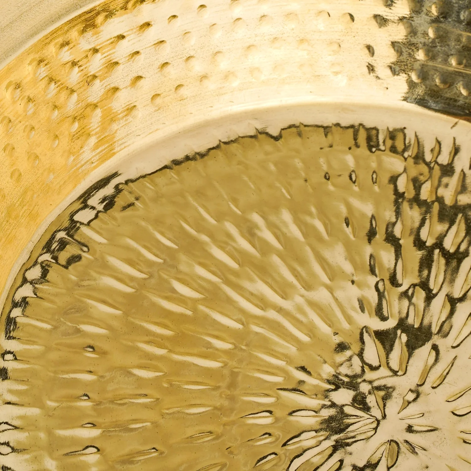 Pure Brass Hammered Parat 36cm - Image 7