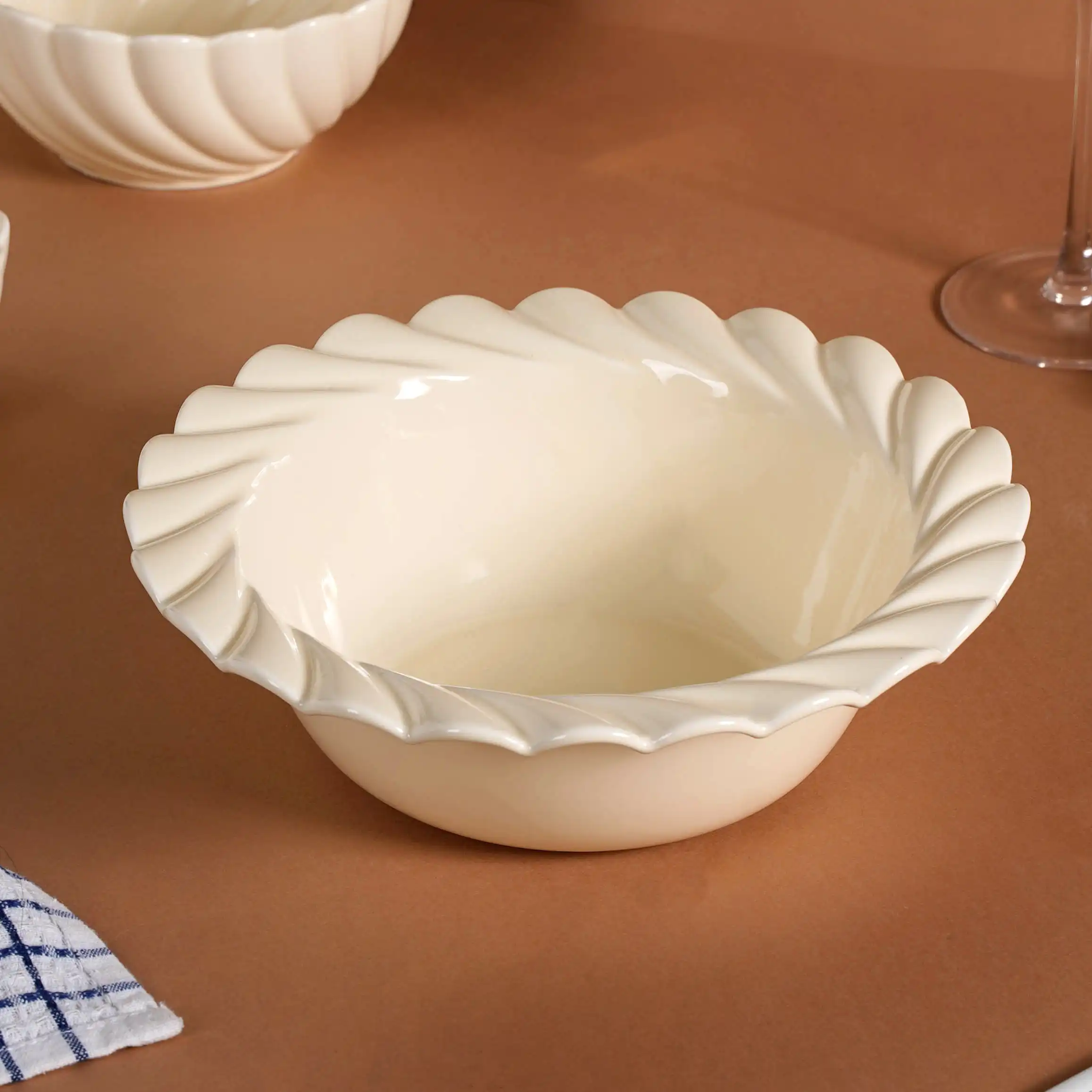 22 Piece Scallop Cream Luxury Dinner Set For 6 - Image 15