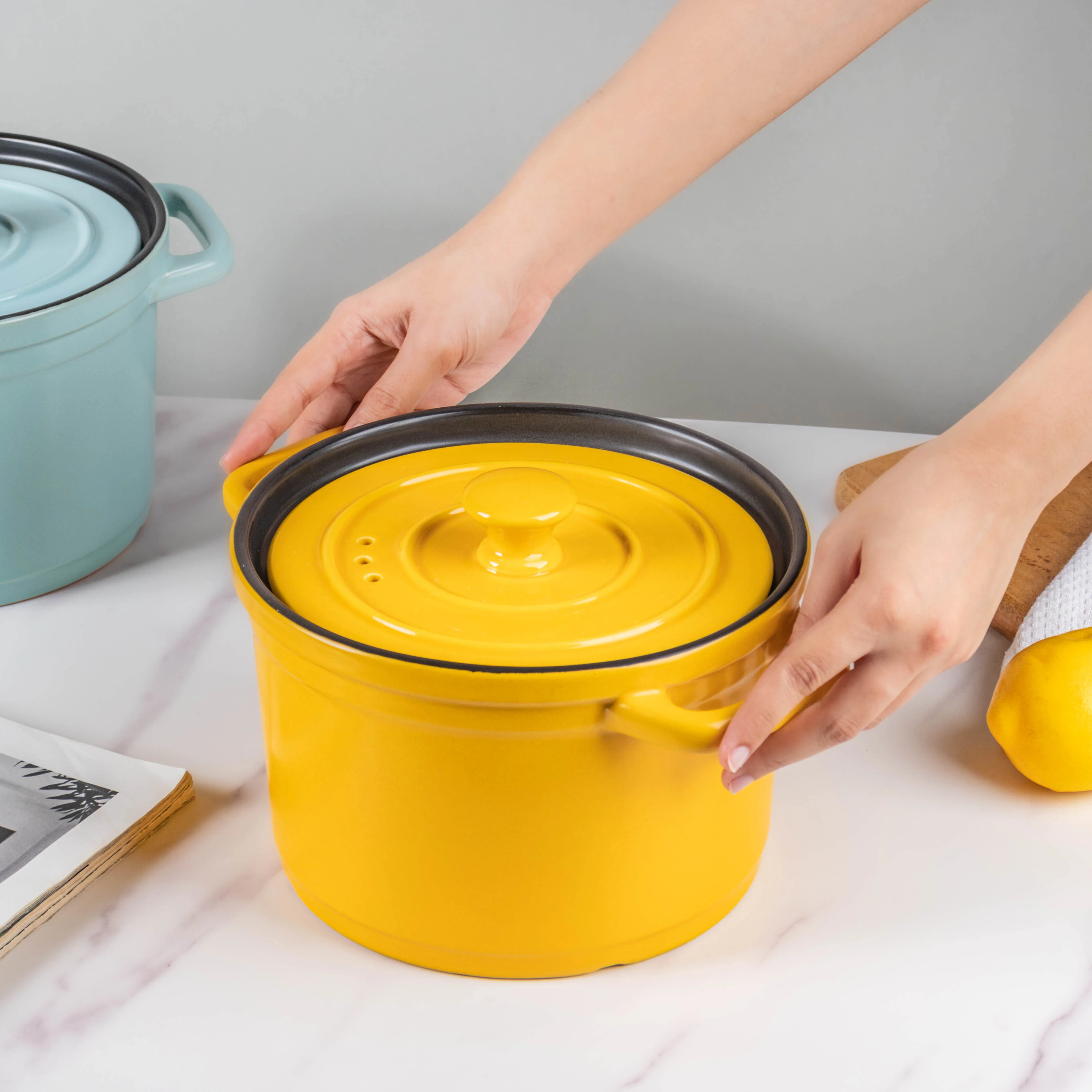 Tall Cooking Pot With Lid - Image 2
