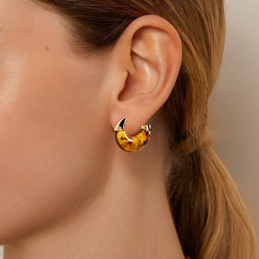 Arc Huggie Hoops Amber - Image 2