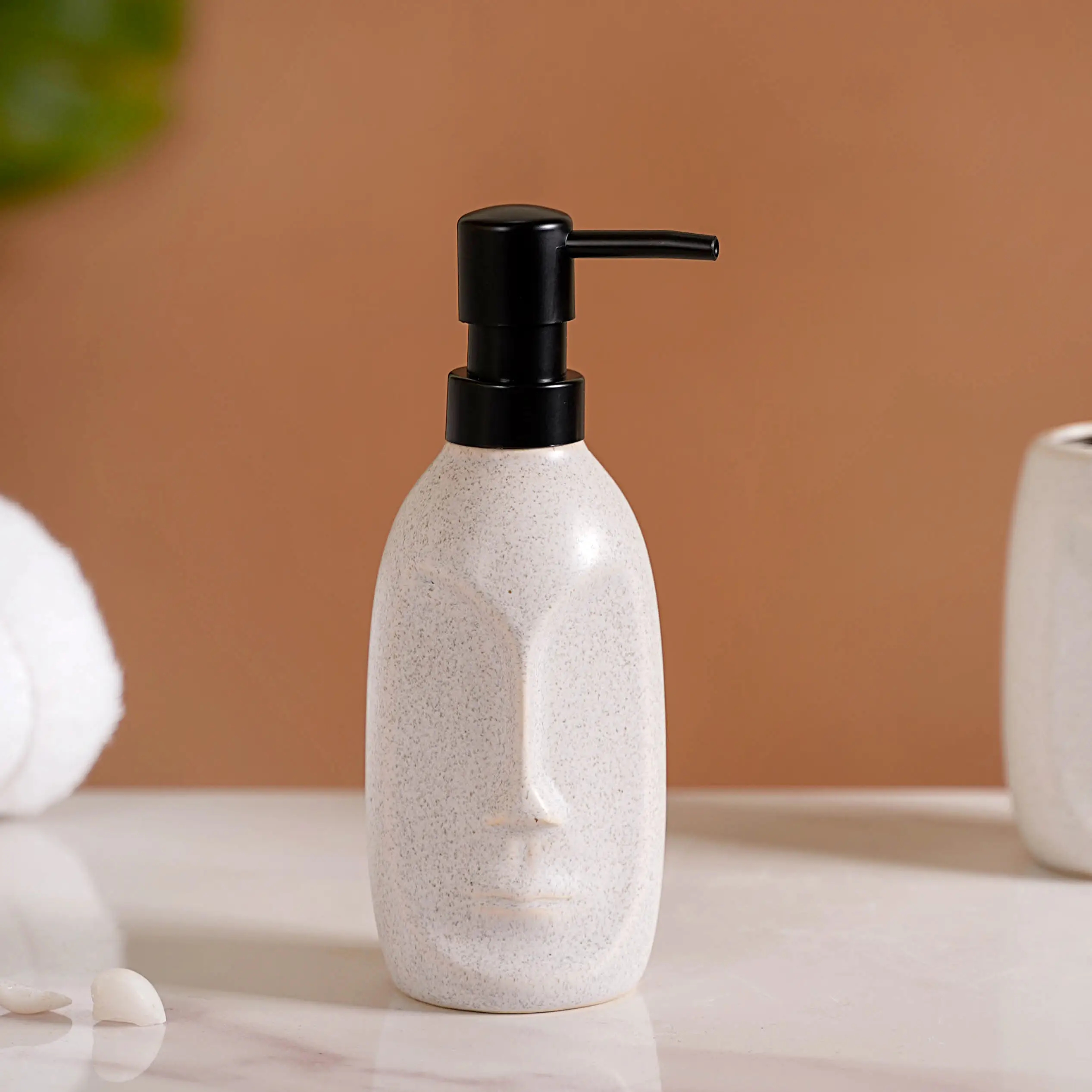 Art Face Bath Set Of 3 - Image 7