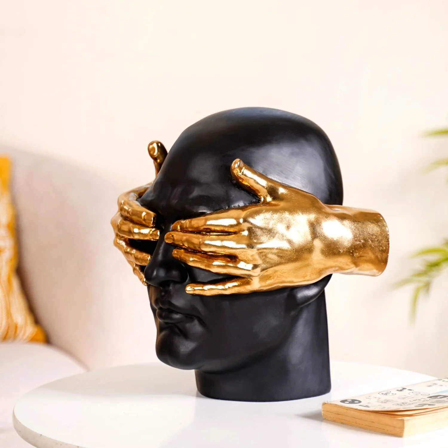 Art Face Showpiece Black And Gold - Image 7