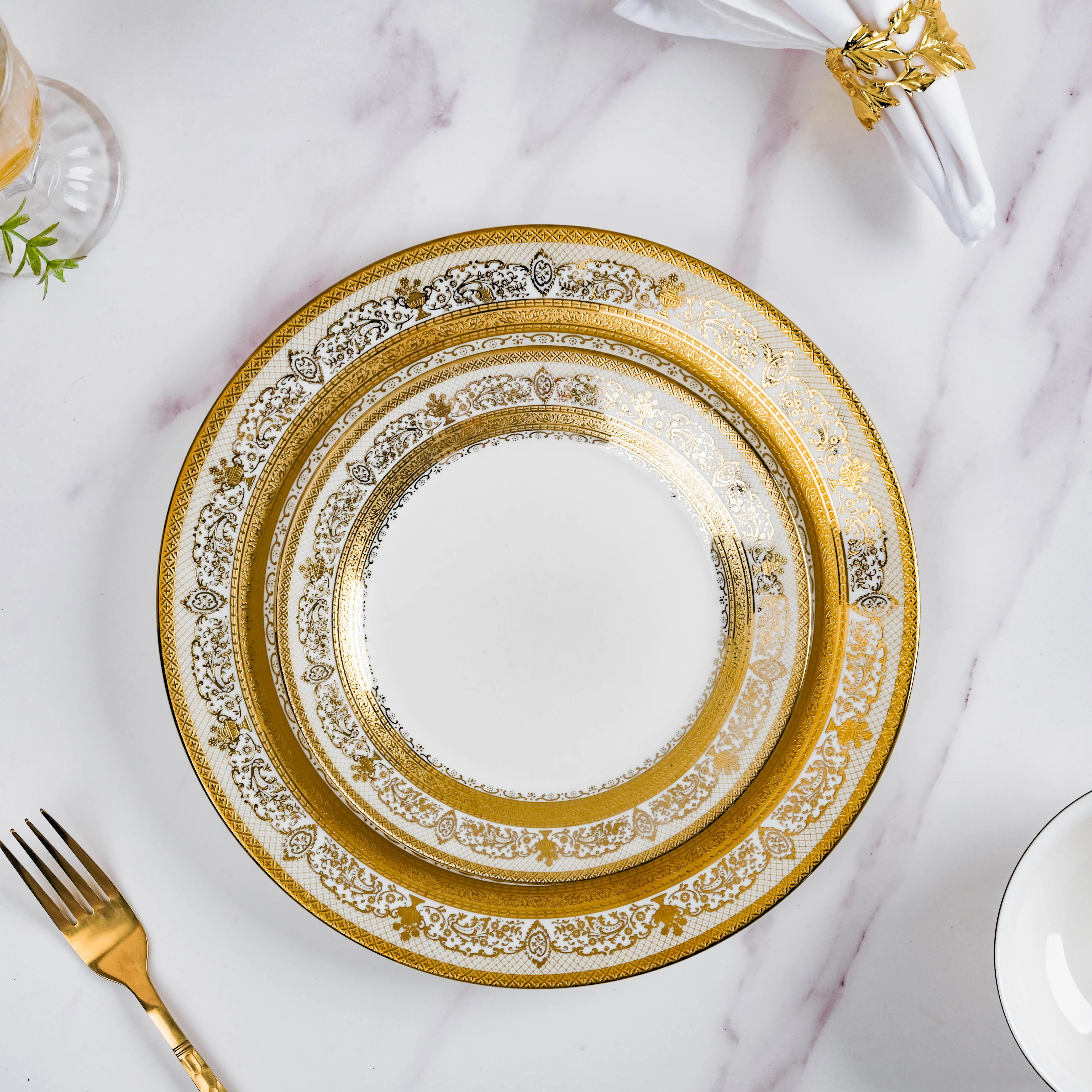 Aurelea Vintage Dinner Plate - Image 7