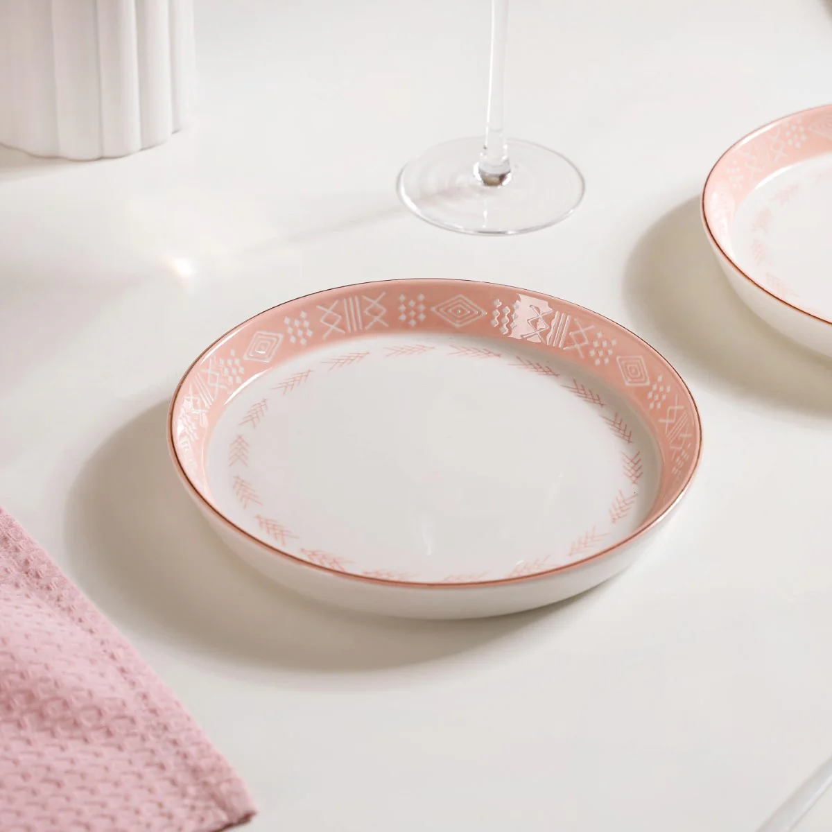 Azo Pink Ceramic Snack Plate Set Of 4 8 Inch - Image 3