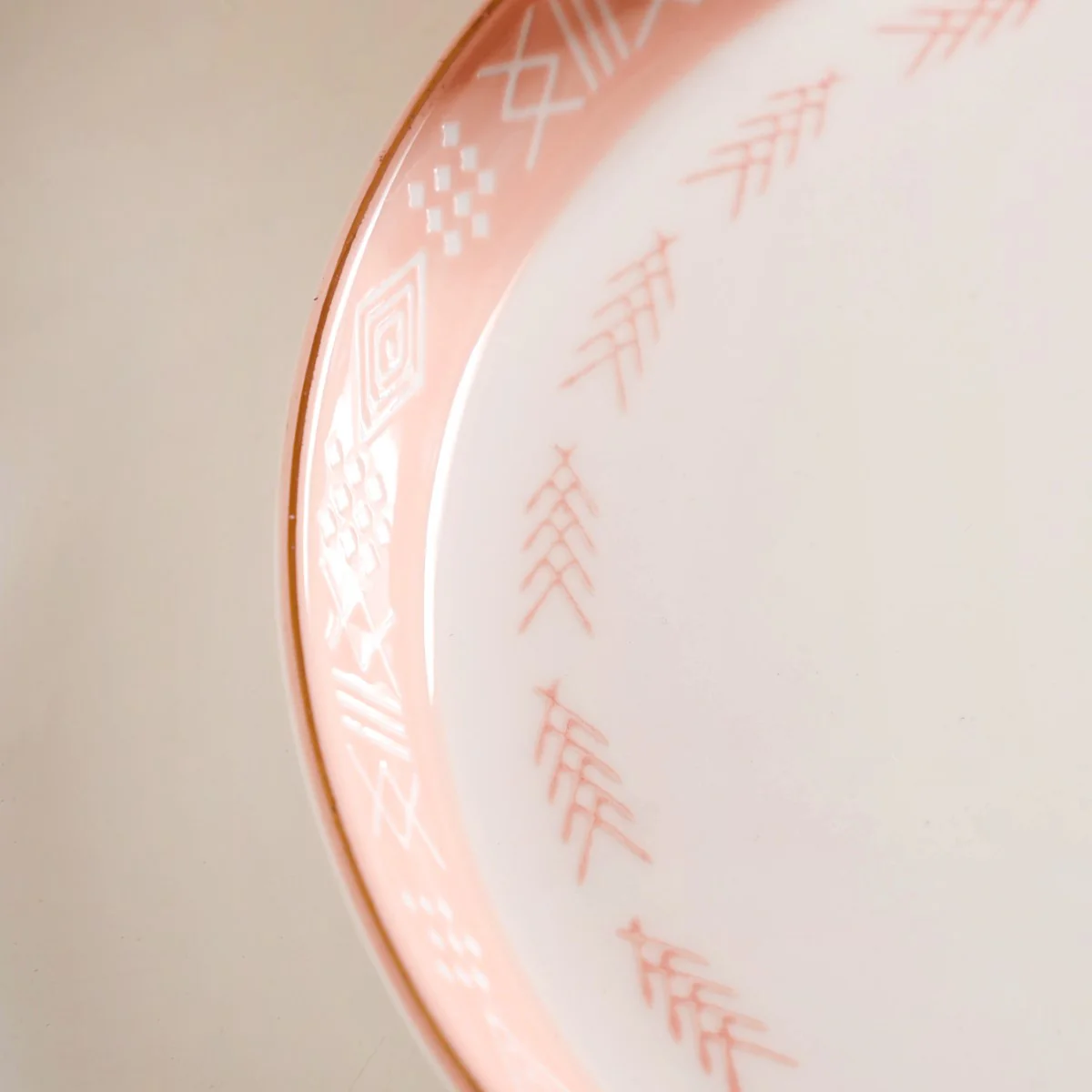 Azo Pink Ceramic Snack Plate Set Of 4 8 Inch - Image 7