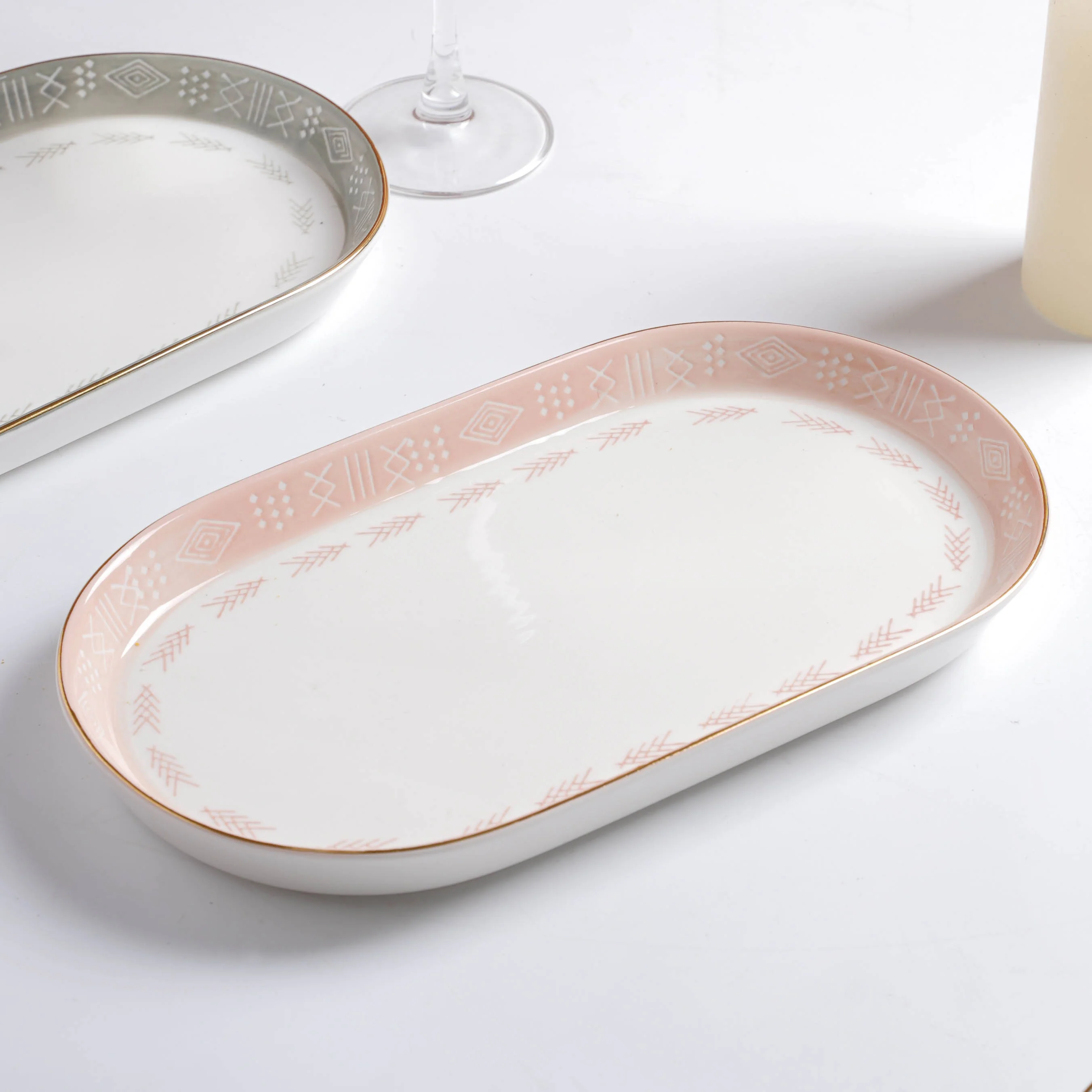 Azo Serving Plate - Image 9
