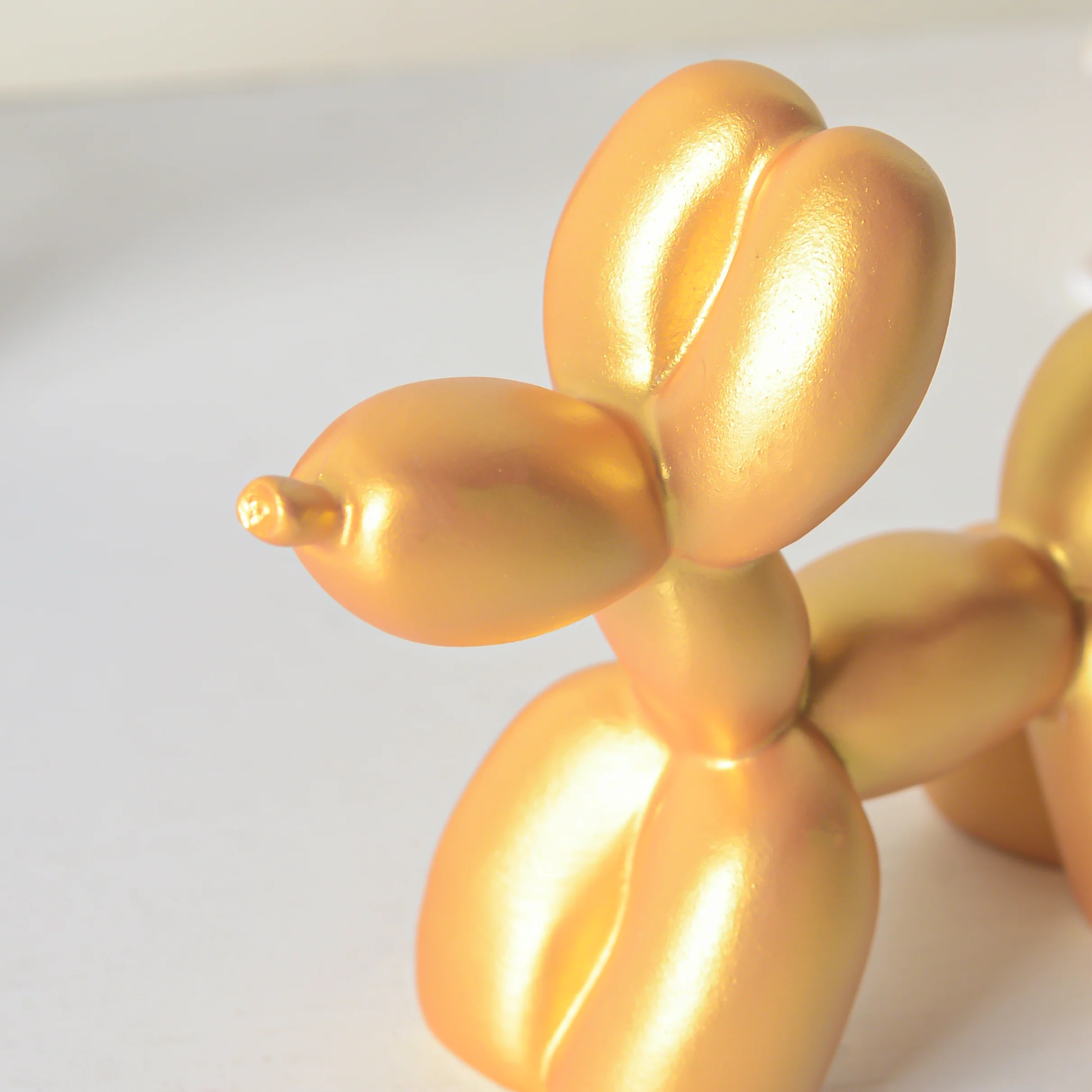 Balloon Dog Resin Mini Showpiece Golden - Image 5