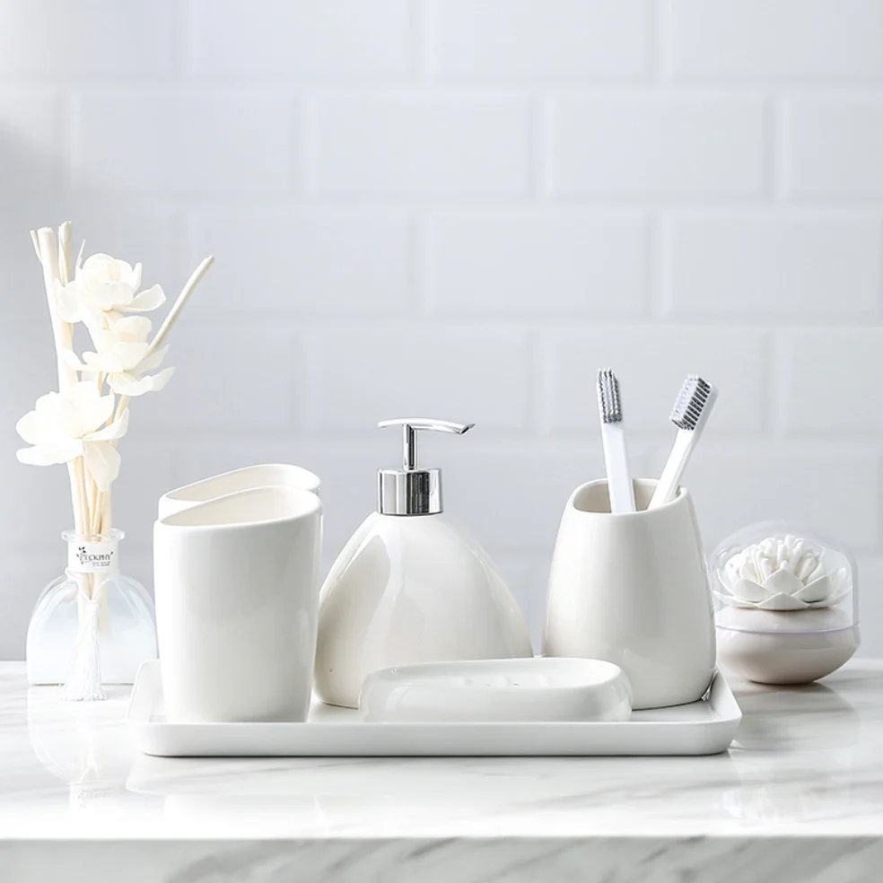 Bathroom Essentials Set - Image 2