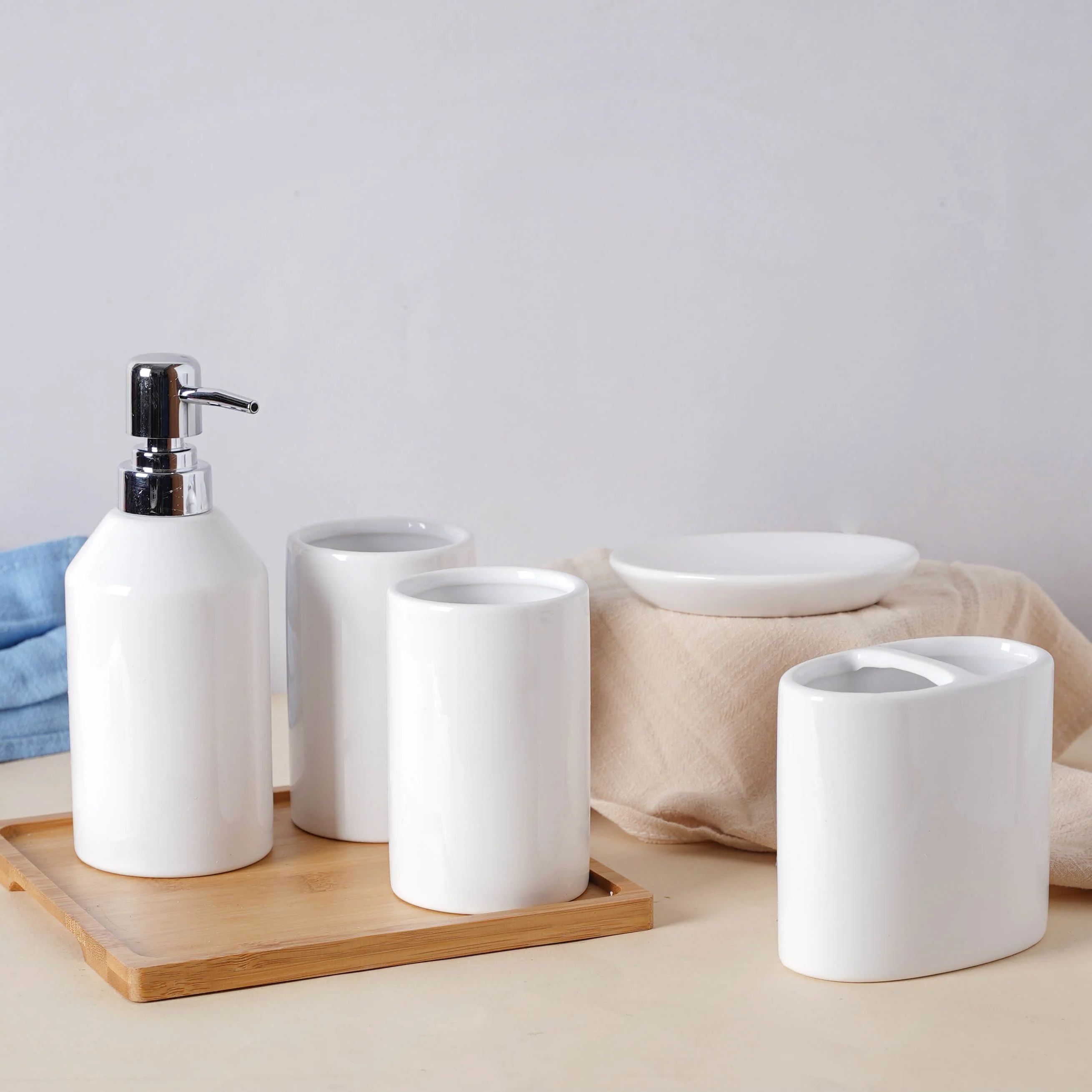 Bathroom Set of 5 White - Image 10