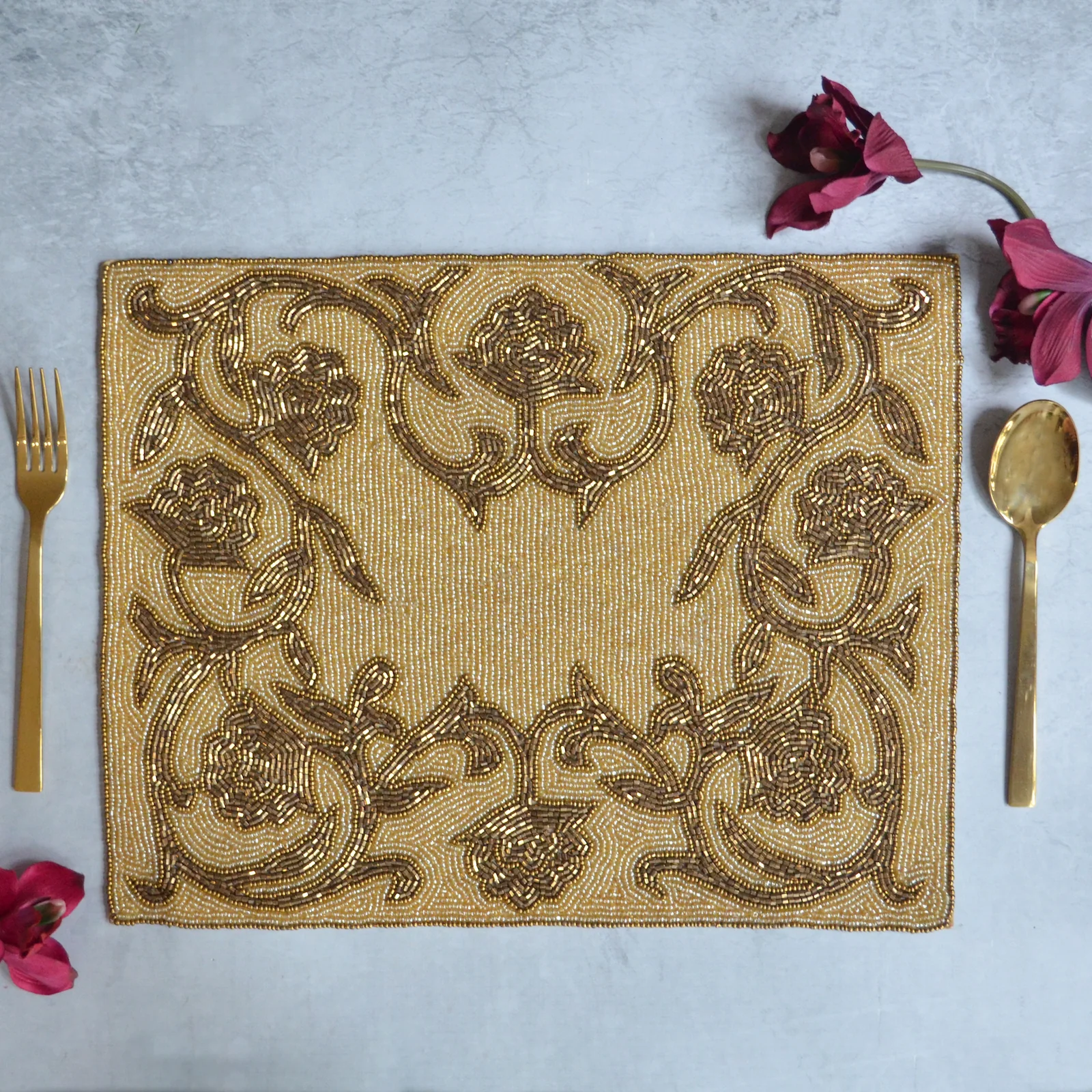 Beads Gold Rectangle Table Mat - Image 6