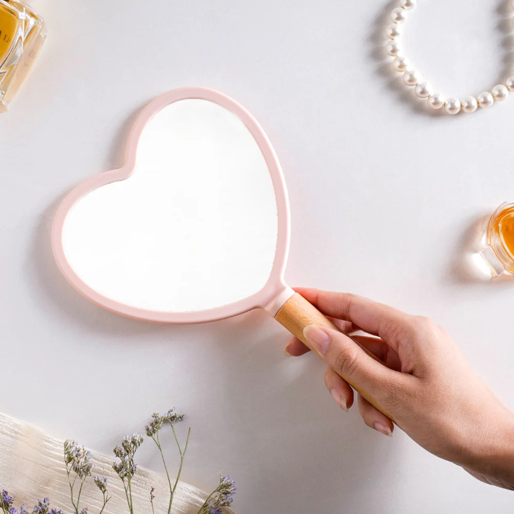 Beauty Heart Handheld Mirror Pink - Image 2