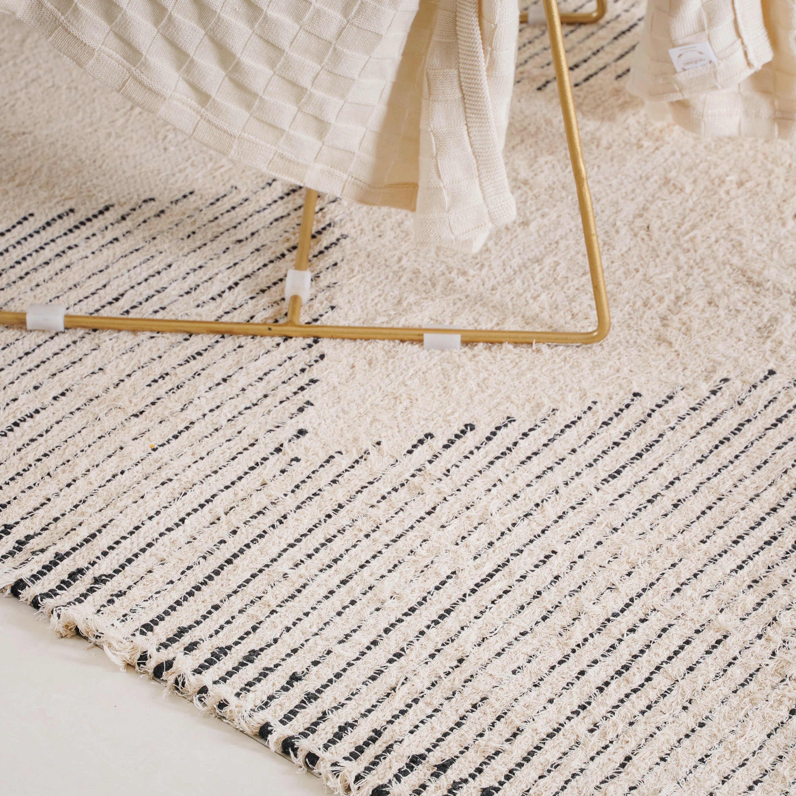 Beige Rug for Living Room - Image 9