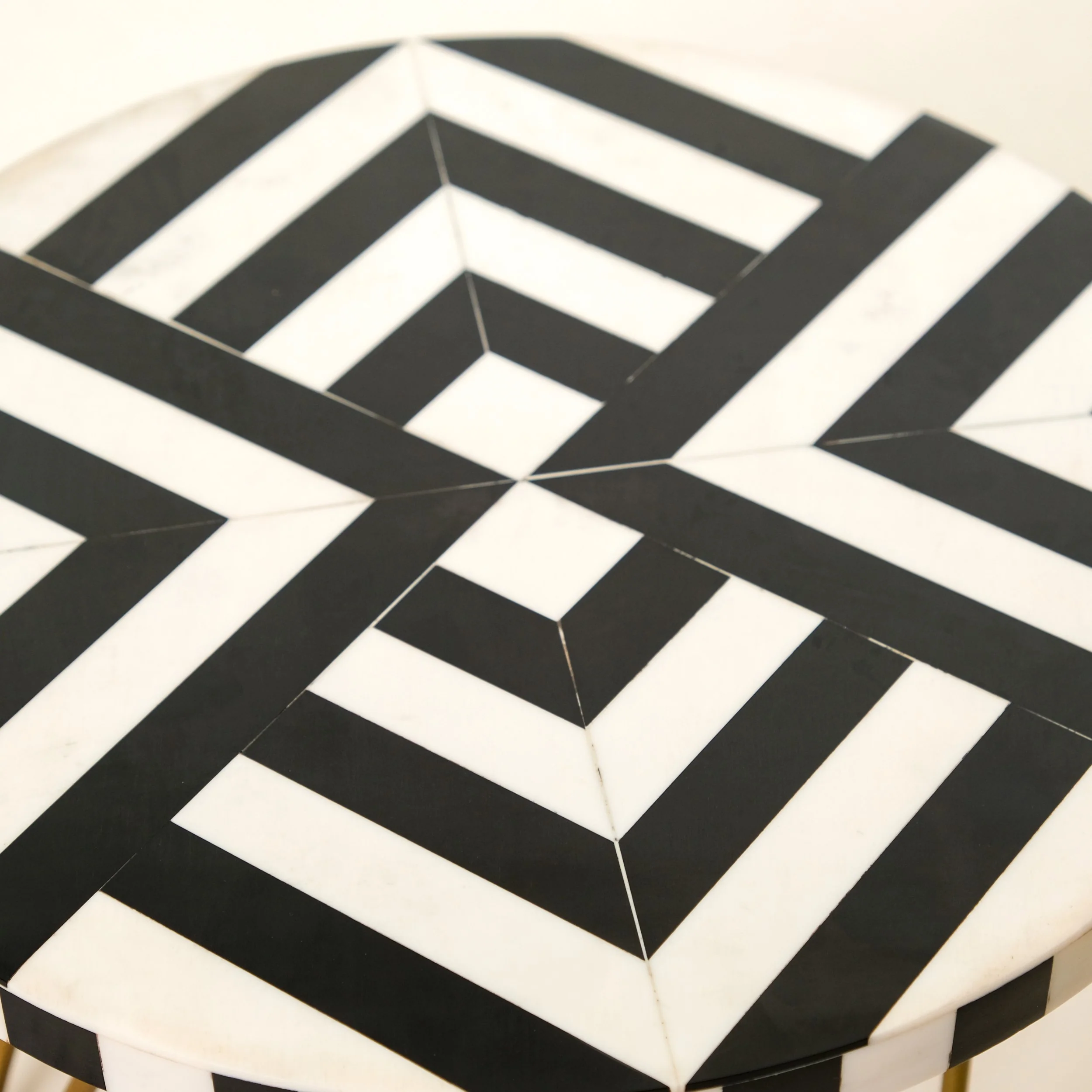 Black And White Riser Cake Stand - Image 7