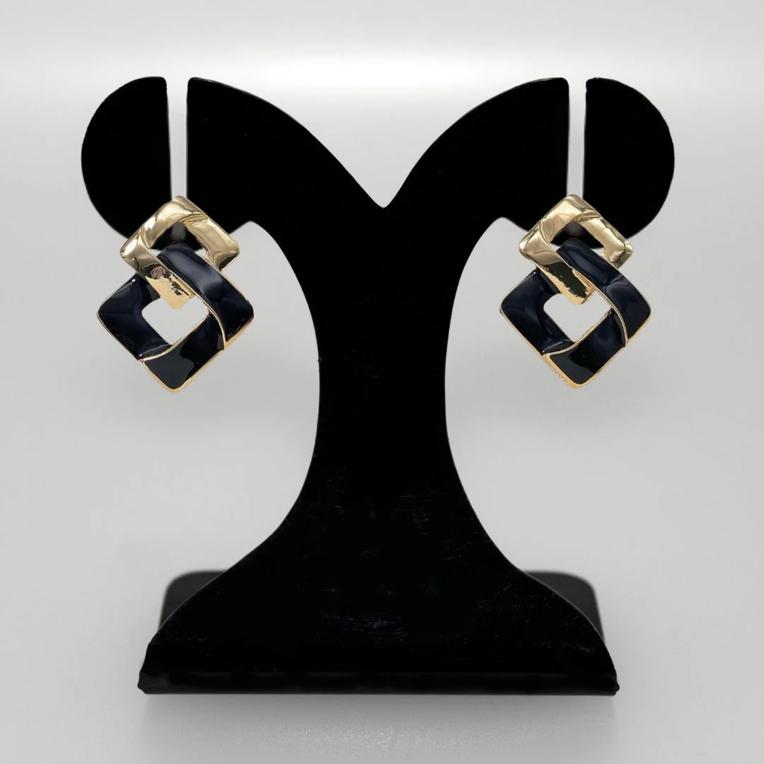 Black Crossing Square Earrings - Image 6