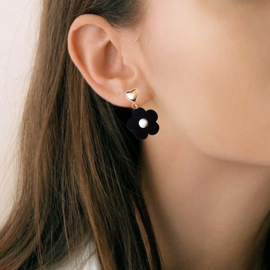 Black Flower Pearl Danglers - Image 2