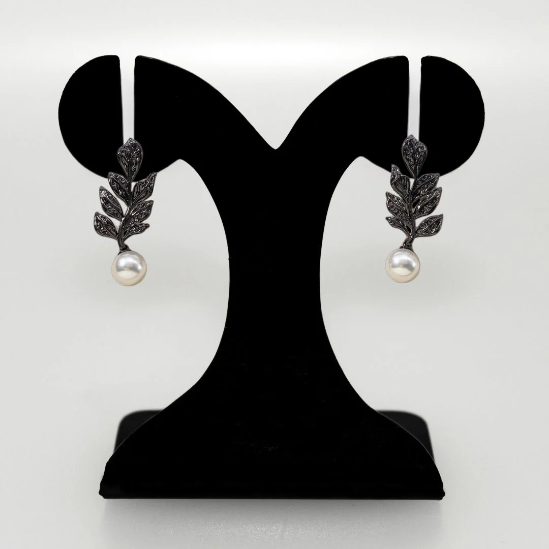 Black Pearl Leaf Dangles - Image 6