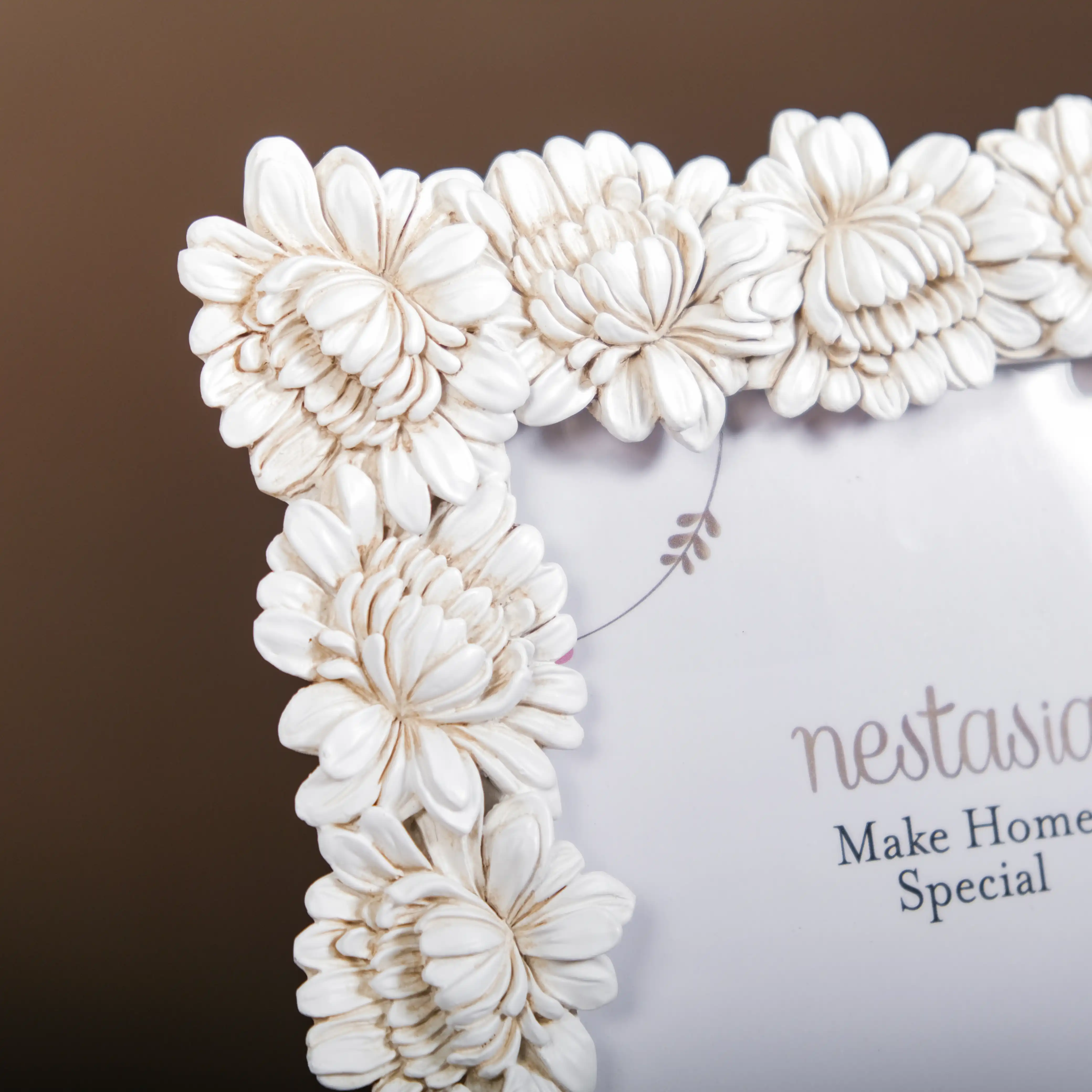 Blooms Picture Frame Large White 9.5"x7.5" - Image 10