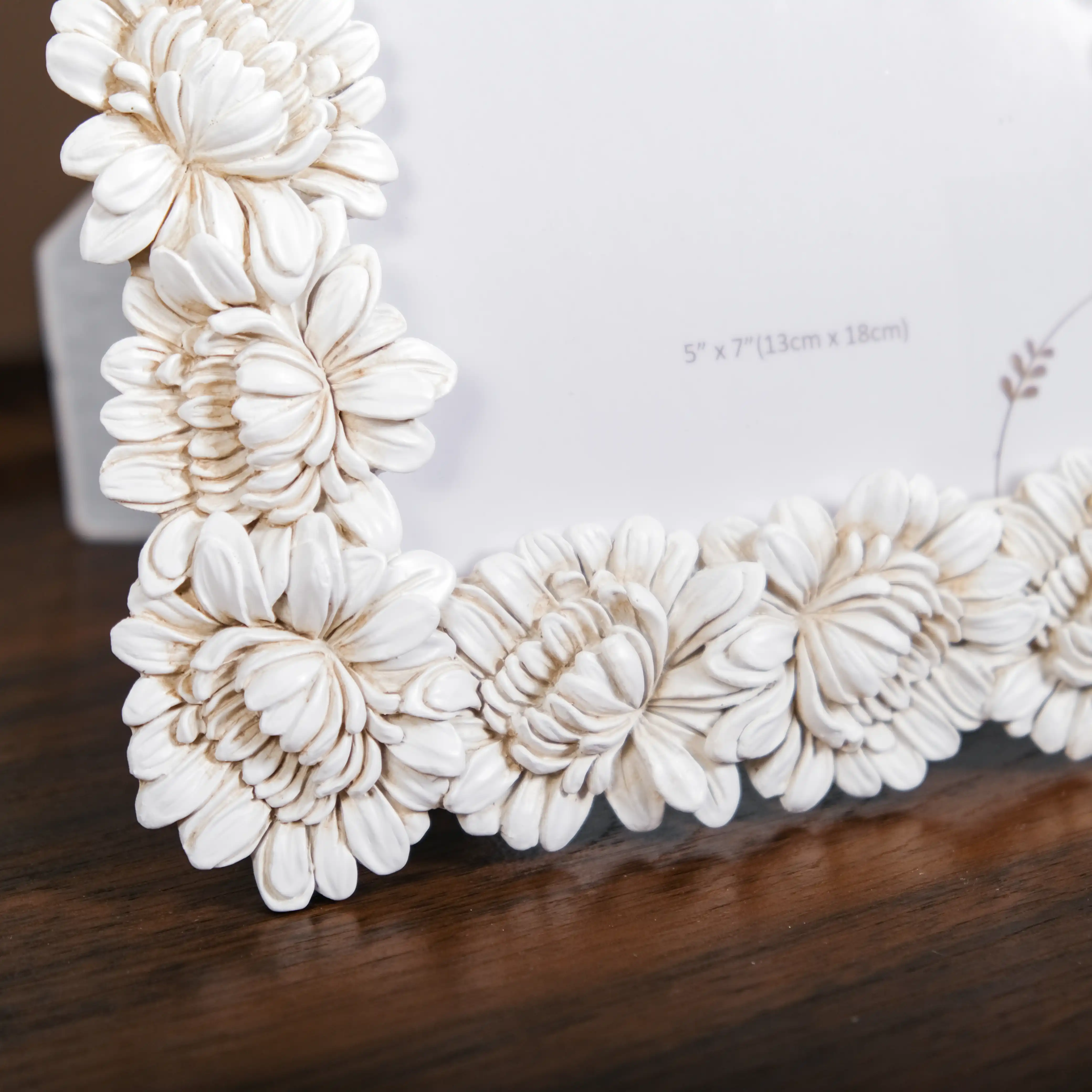 Blooms Picture Frame Large White 9.5"x7.5" - Image 11