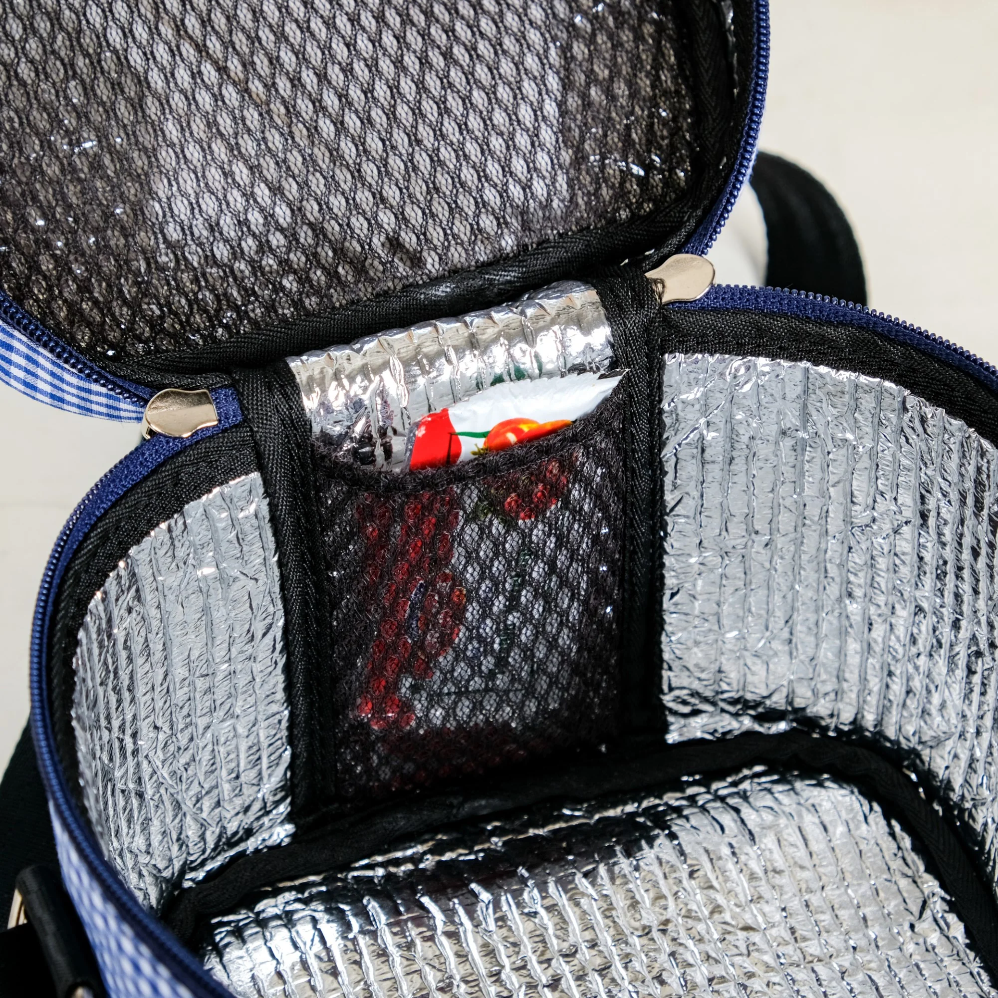 Blue Checked Lunch Bag With Insulation - Image 9