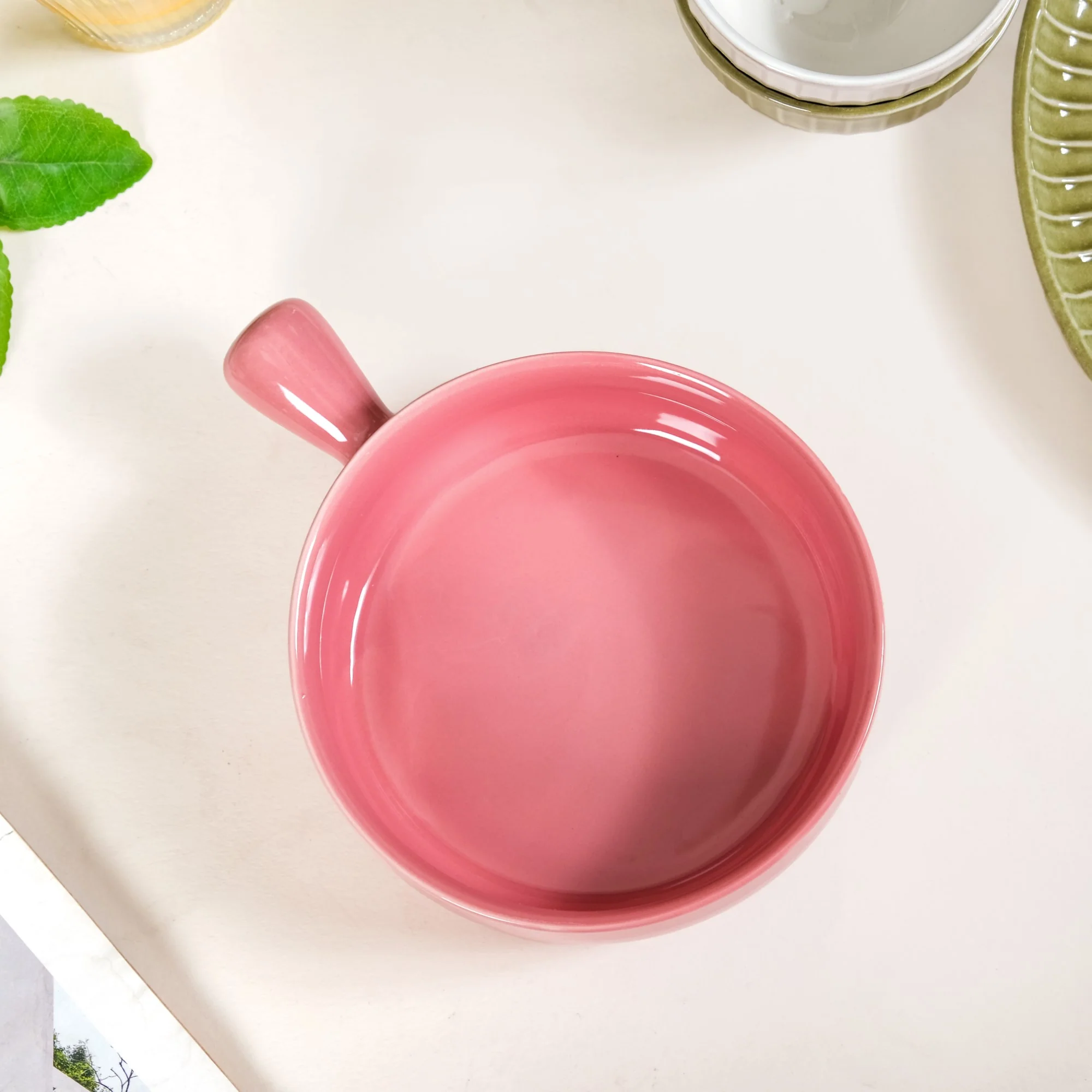 Bowl With Handle Pink 700ml - Image 6