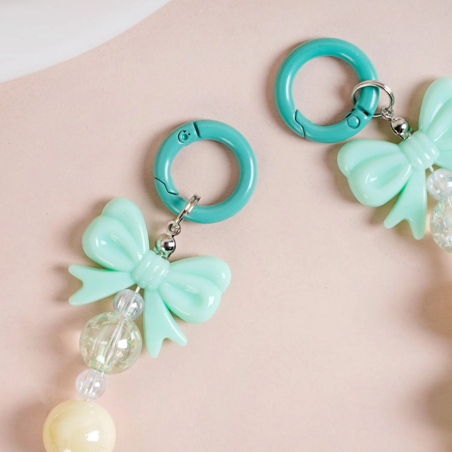 Bows And Beads Keychain Mint And White - Image 6