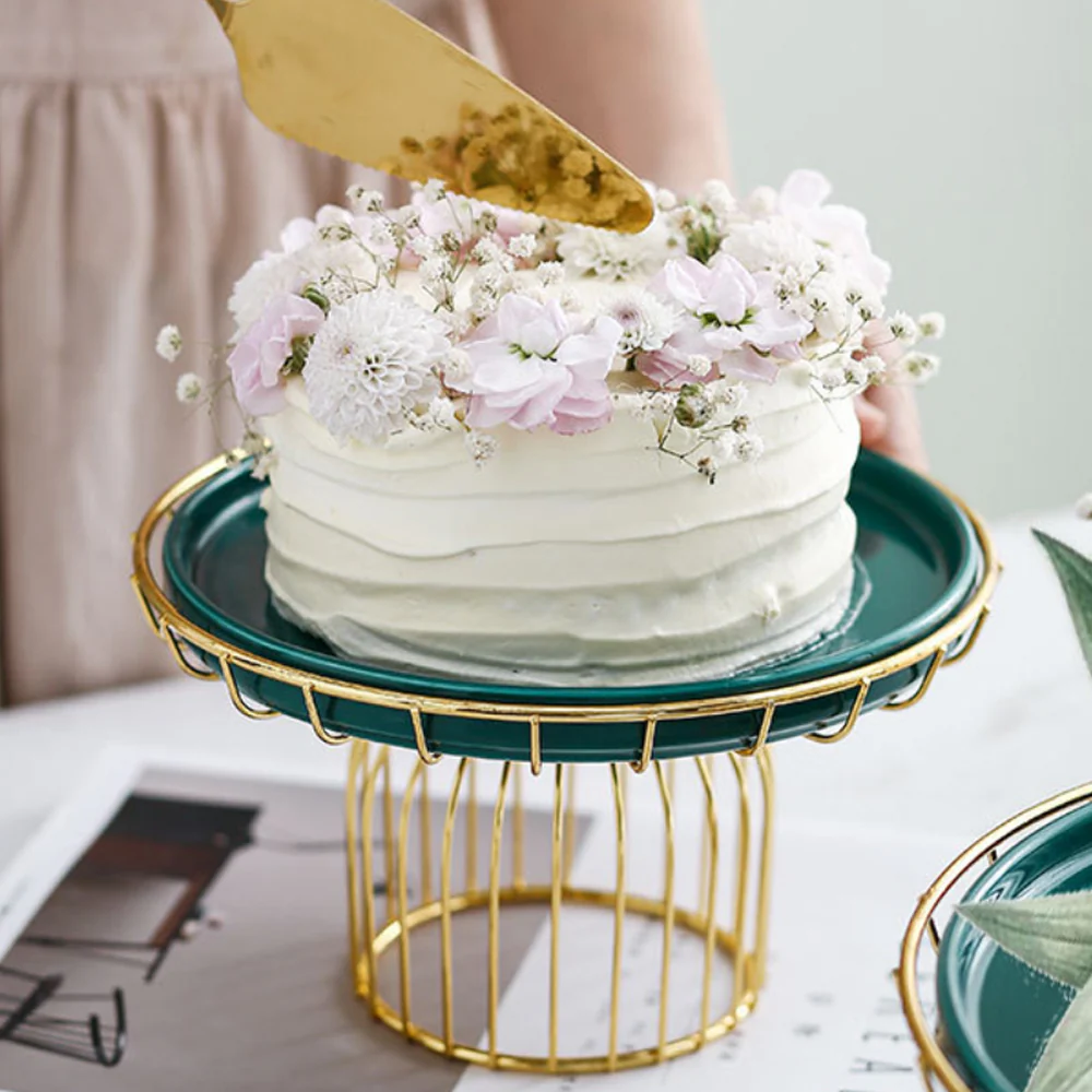 Cake Stand With Lid 8 inch - Image 2