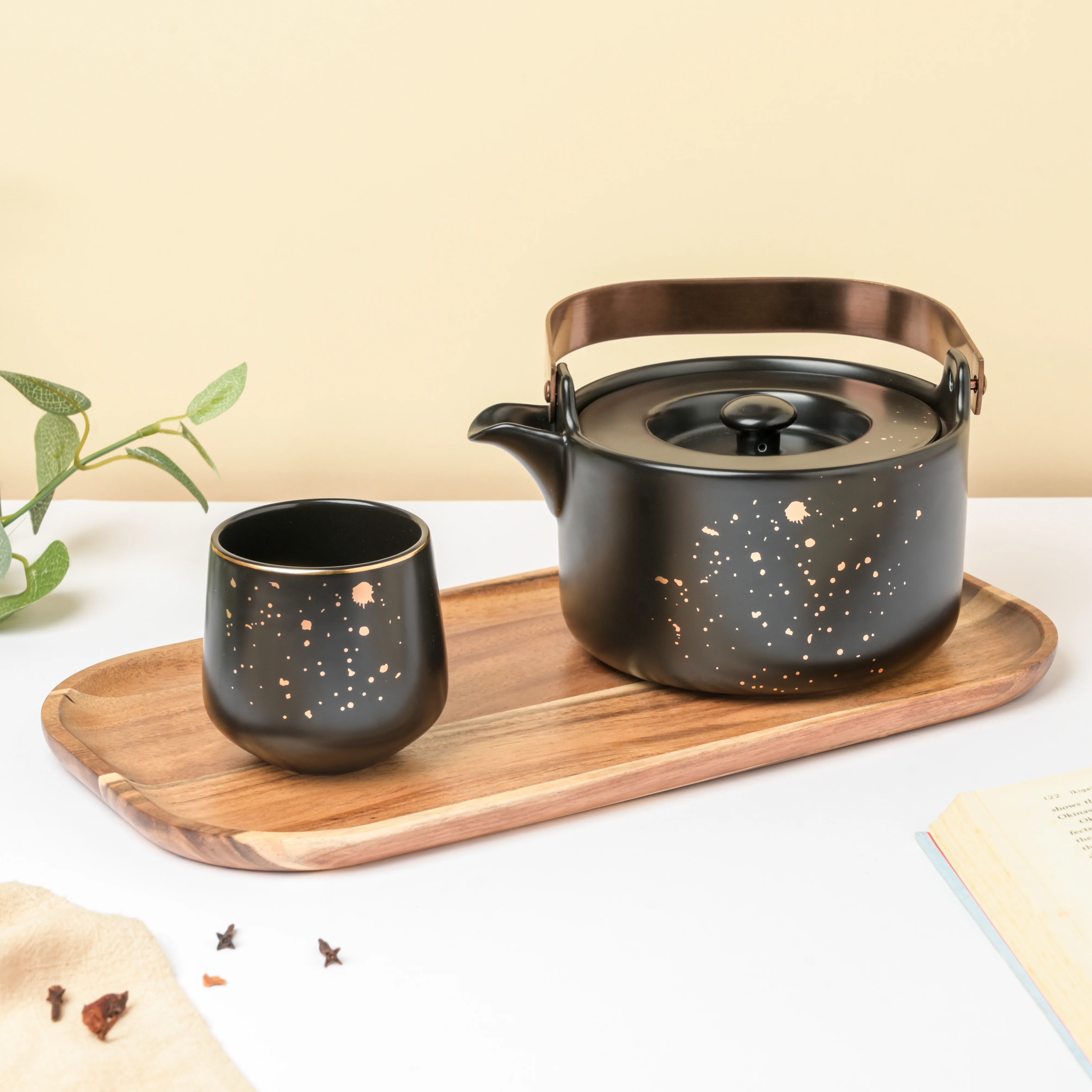 CARA Gold Detail Black Tea Set - Image 8