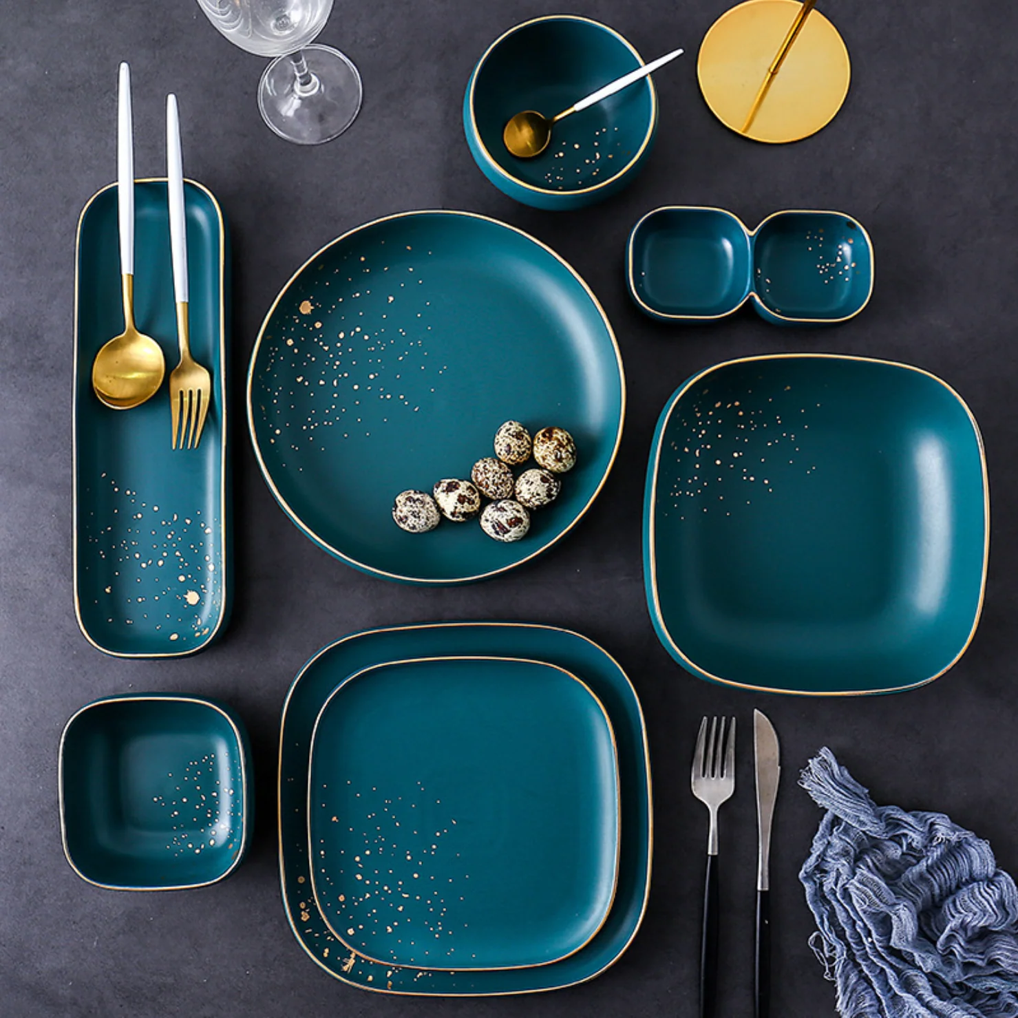CARA long plate - midnight green - Image 2