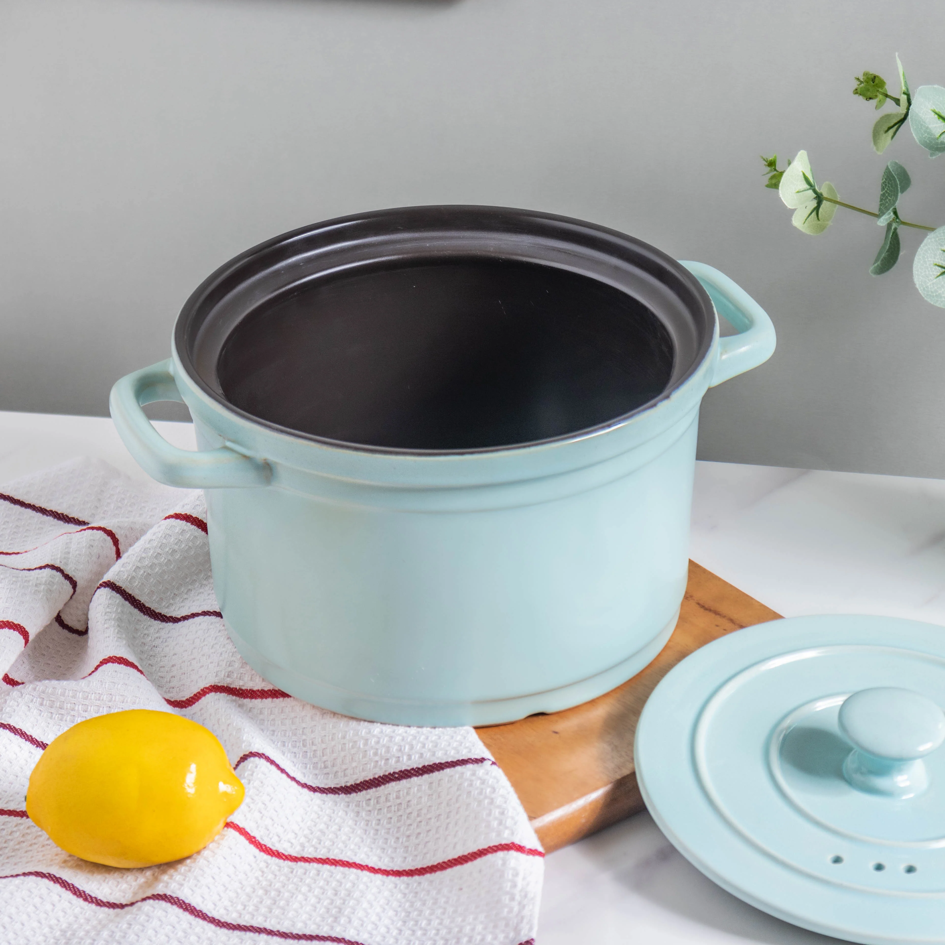 Ceramic Stock Pot With Lid Large - Image 4