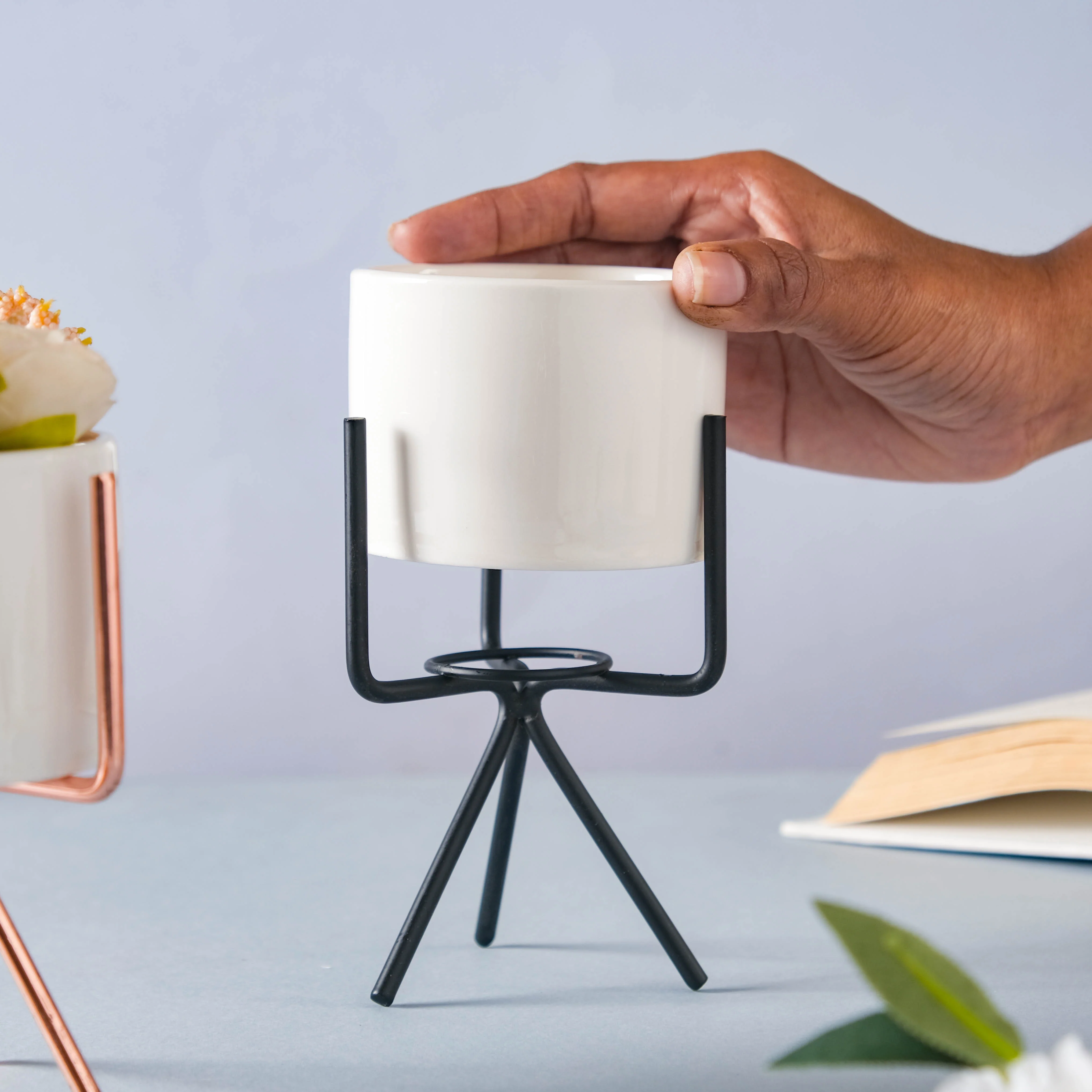 Ceramic Flower Pot with Metal Stand - Image 7