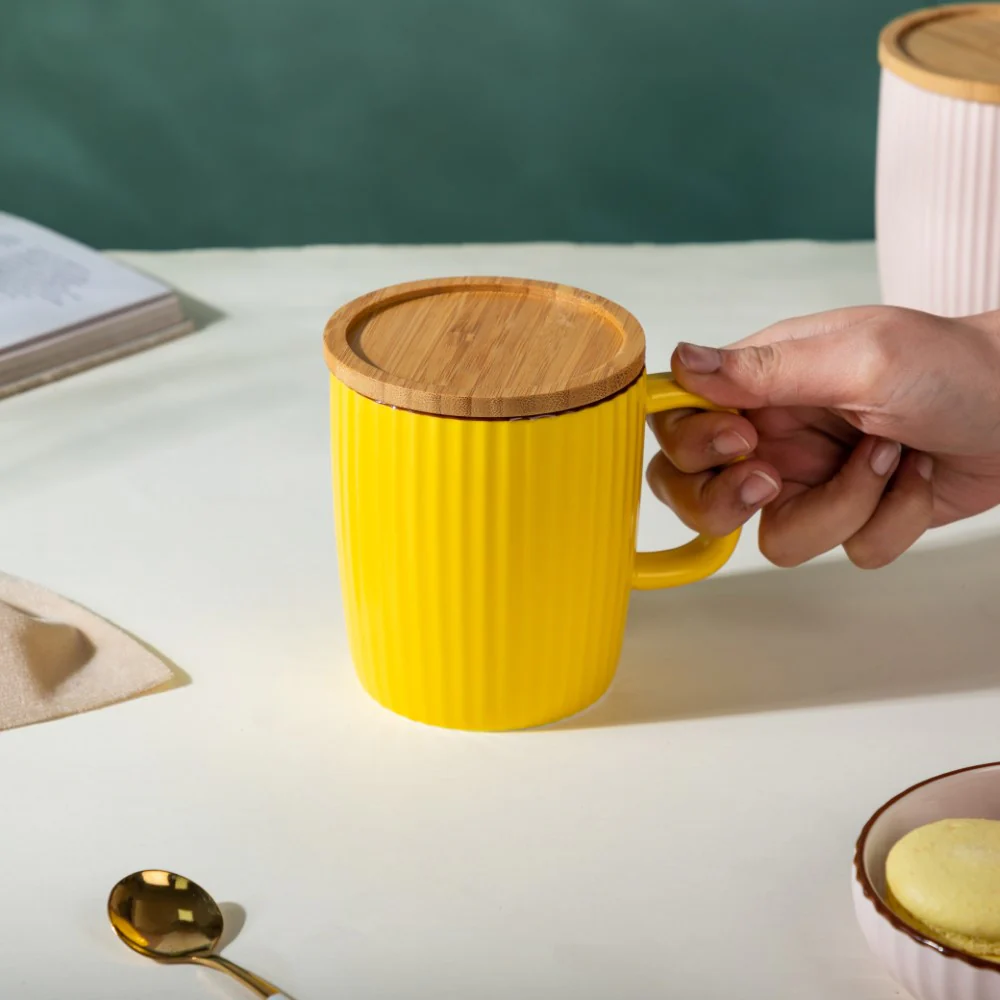 Ceramic Mug with Wooden Lid Yellow - Image 4