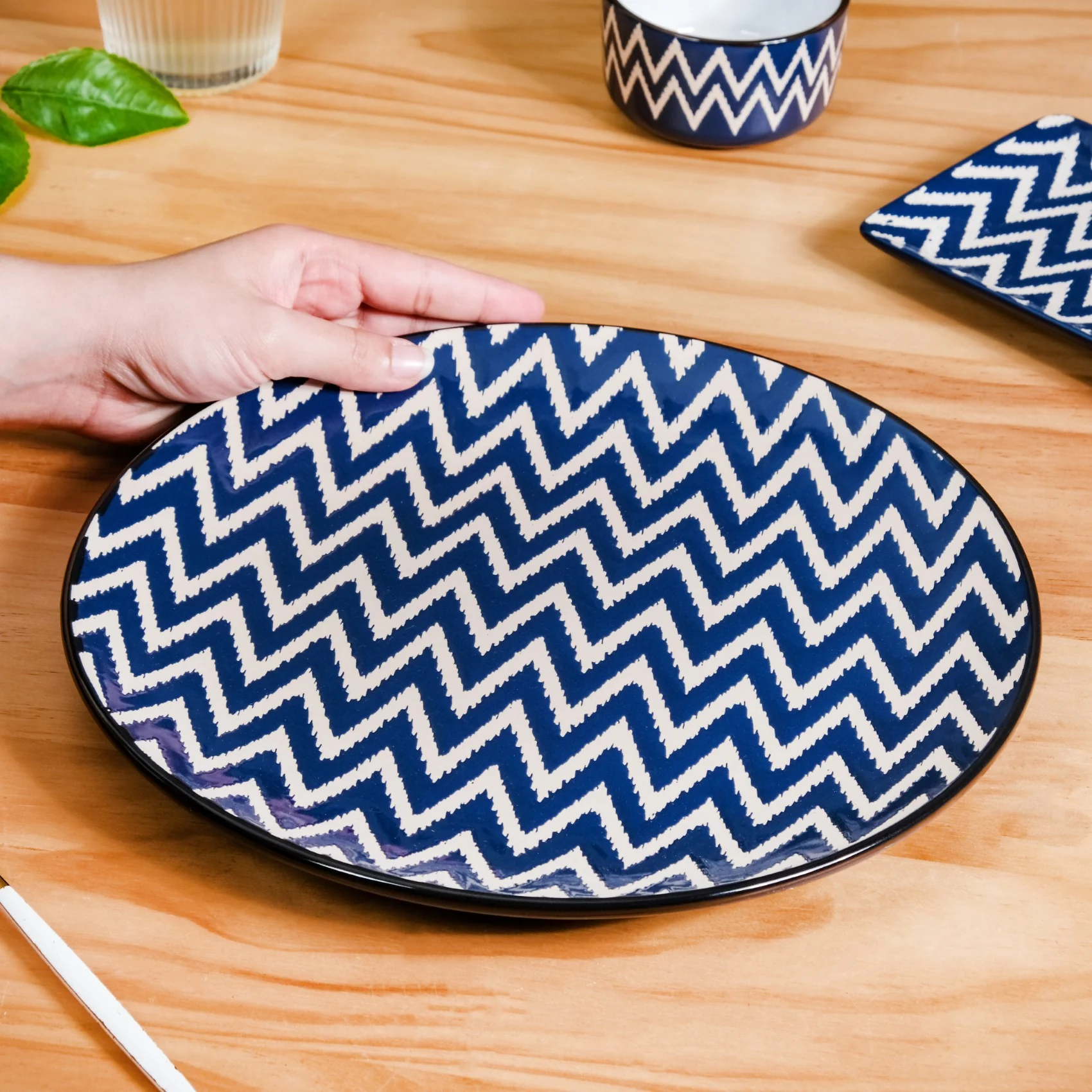 Ceramic Oscilla Dinner Plate Set Of 4 Navy 11 Inch - Image 2