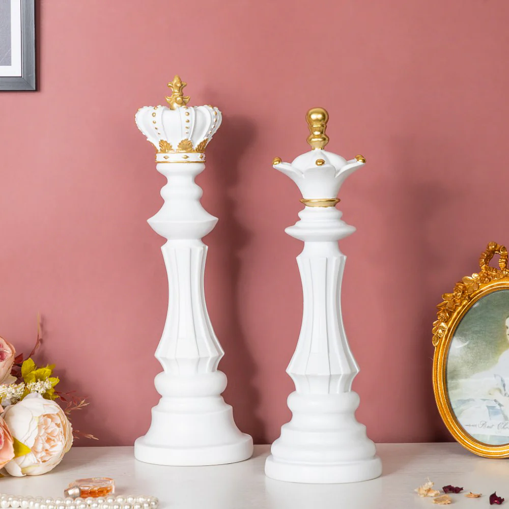 Chess Queen Showpiece White 14 Inch - Image 6