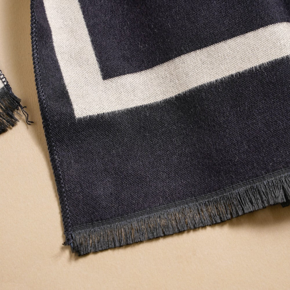 Classic Designer Scarf - Image 7