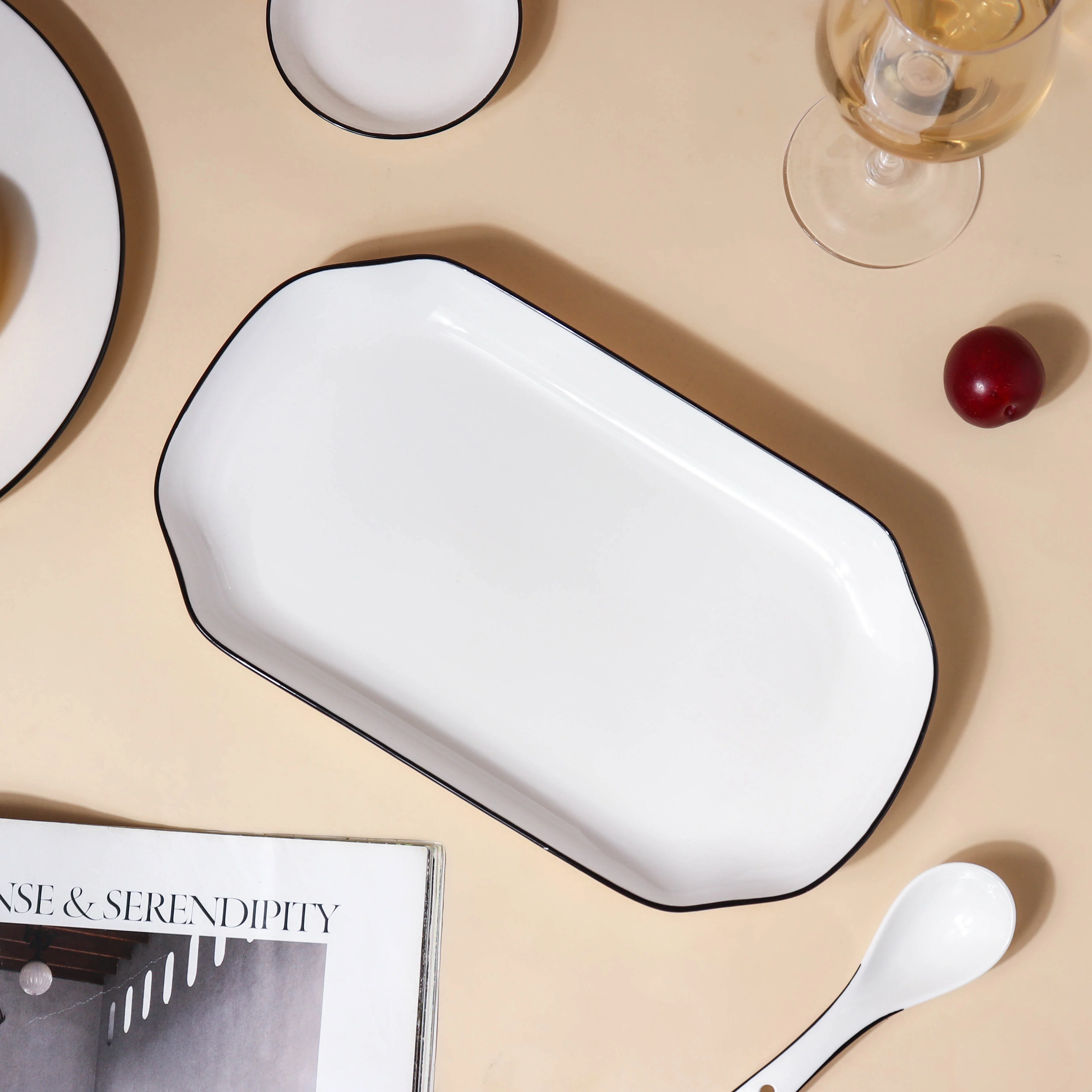 Classic White 36 Piece Dinner Set For 8 - Image 5