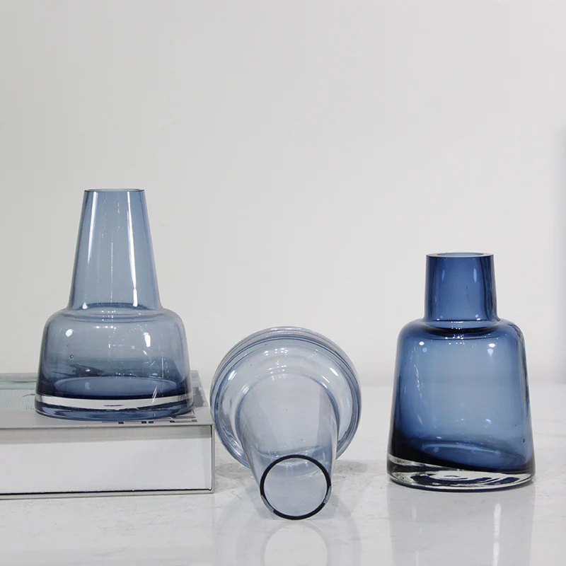 Contemporary Flower Vase - Image 3