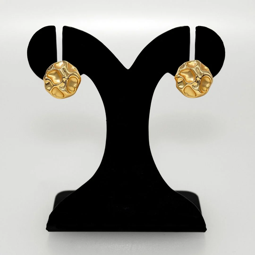 Cosmic Craters Studs Gold - Image 6