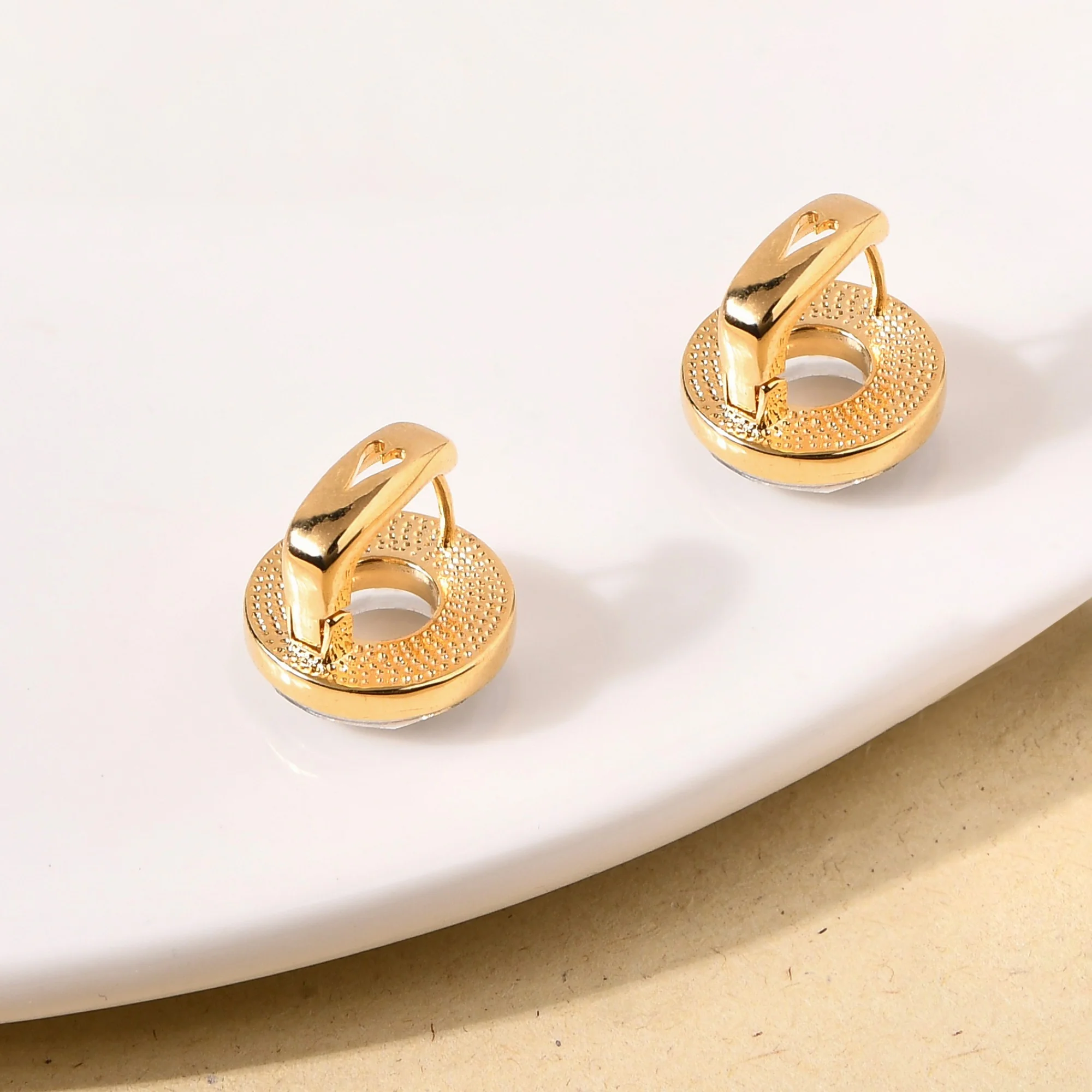 Crystal Halo Clip On Studs - Image 6