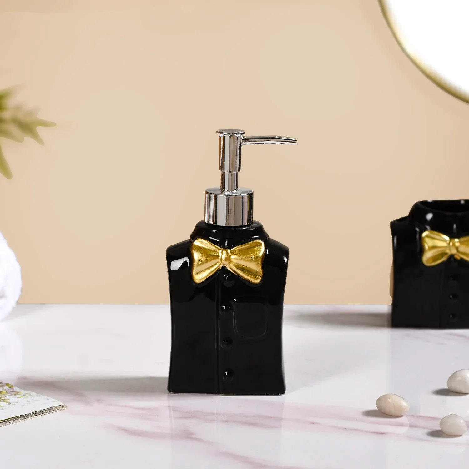 Dapper Shirt With Bow Ceramic Bath Set Of 3 Black - Image 6