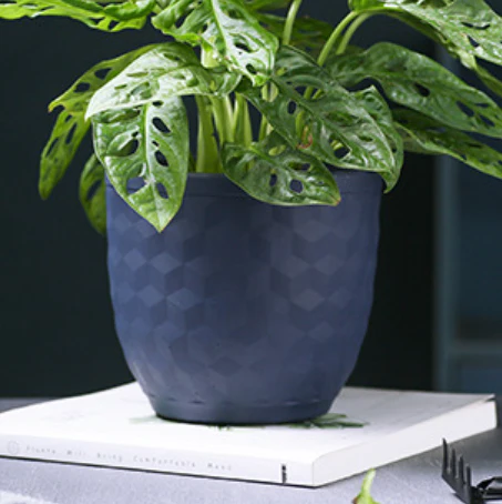 Dark Toned Hexagonal Pattern Pot - Image 3