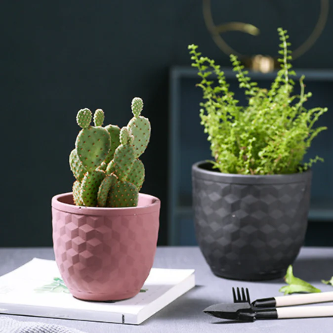 Dark Toned Hexagonal Pattern Pot - Image 6