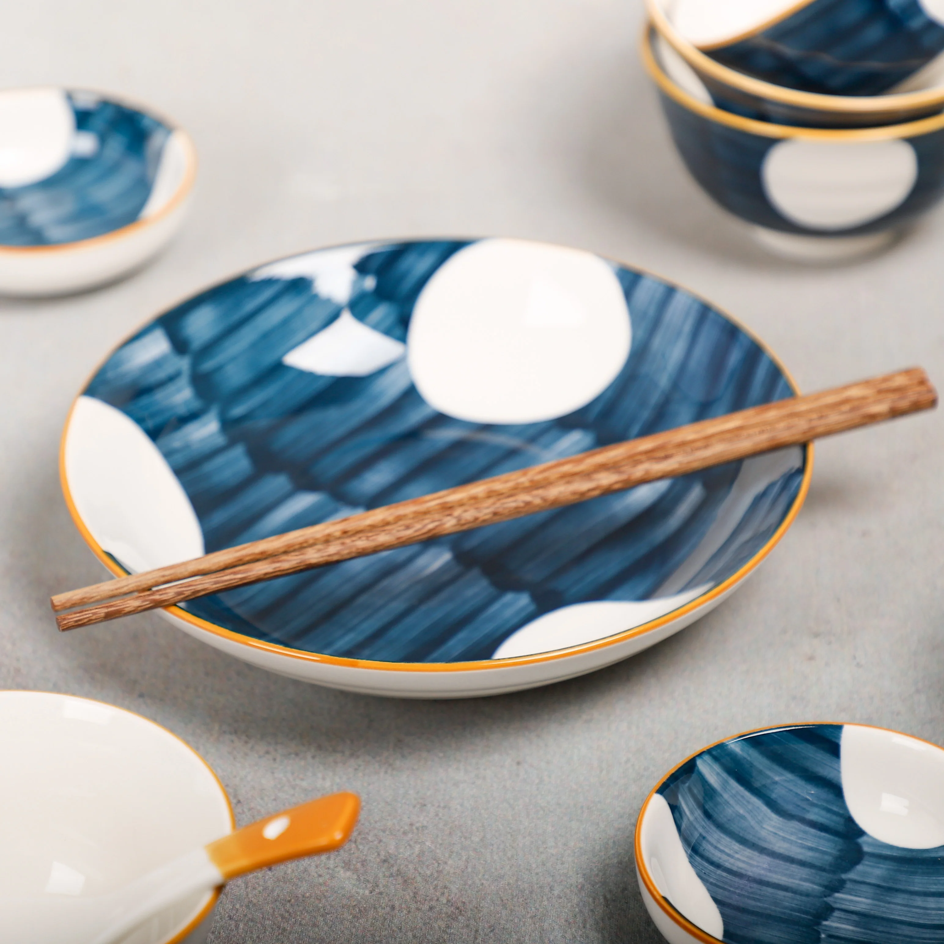 Hand painted Dinner Set Nitori - Image 4