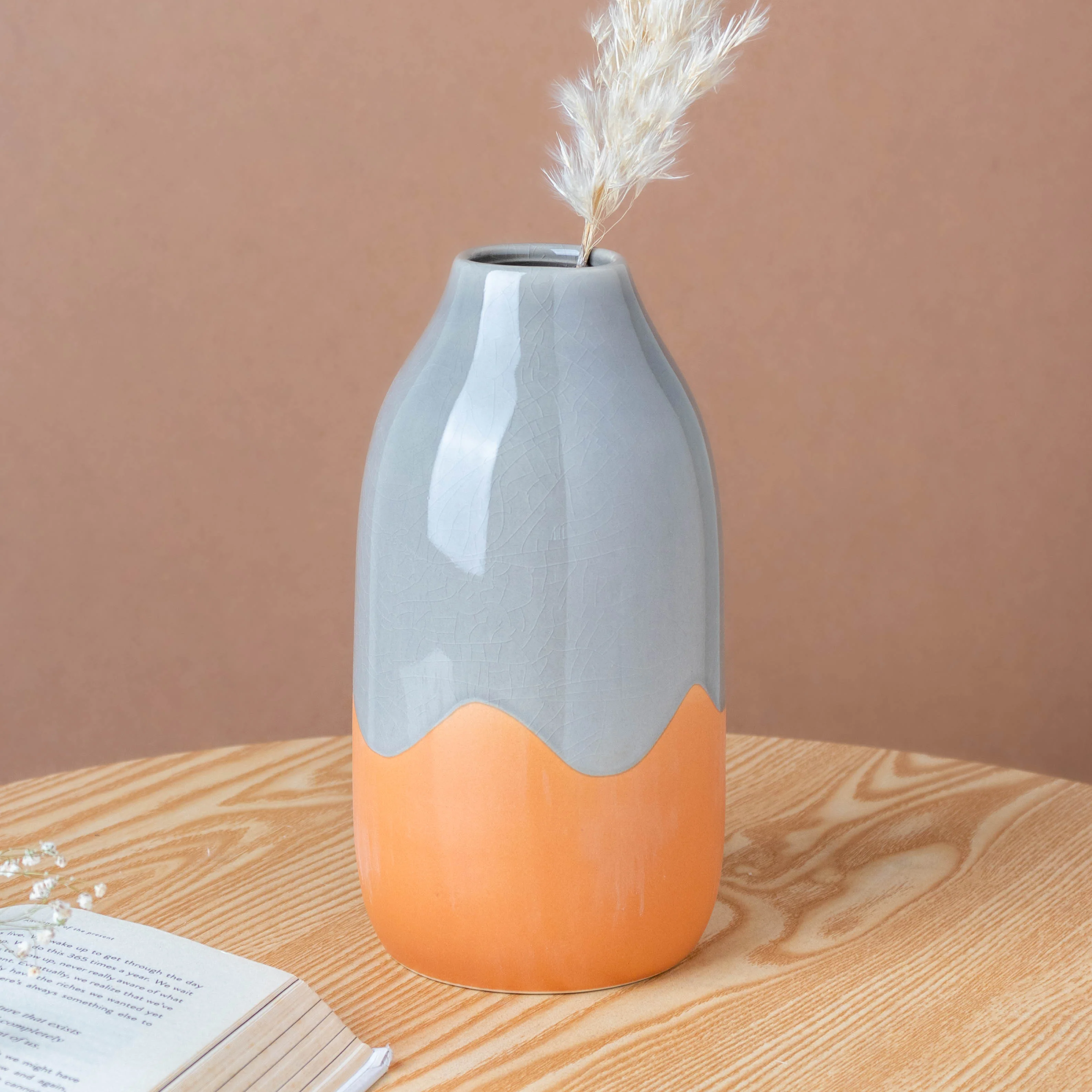 Dual Toned Flower Vase - Image 9