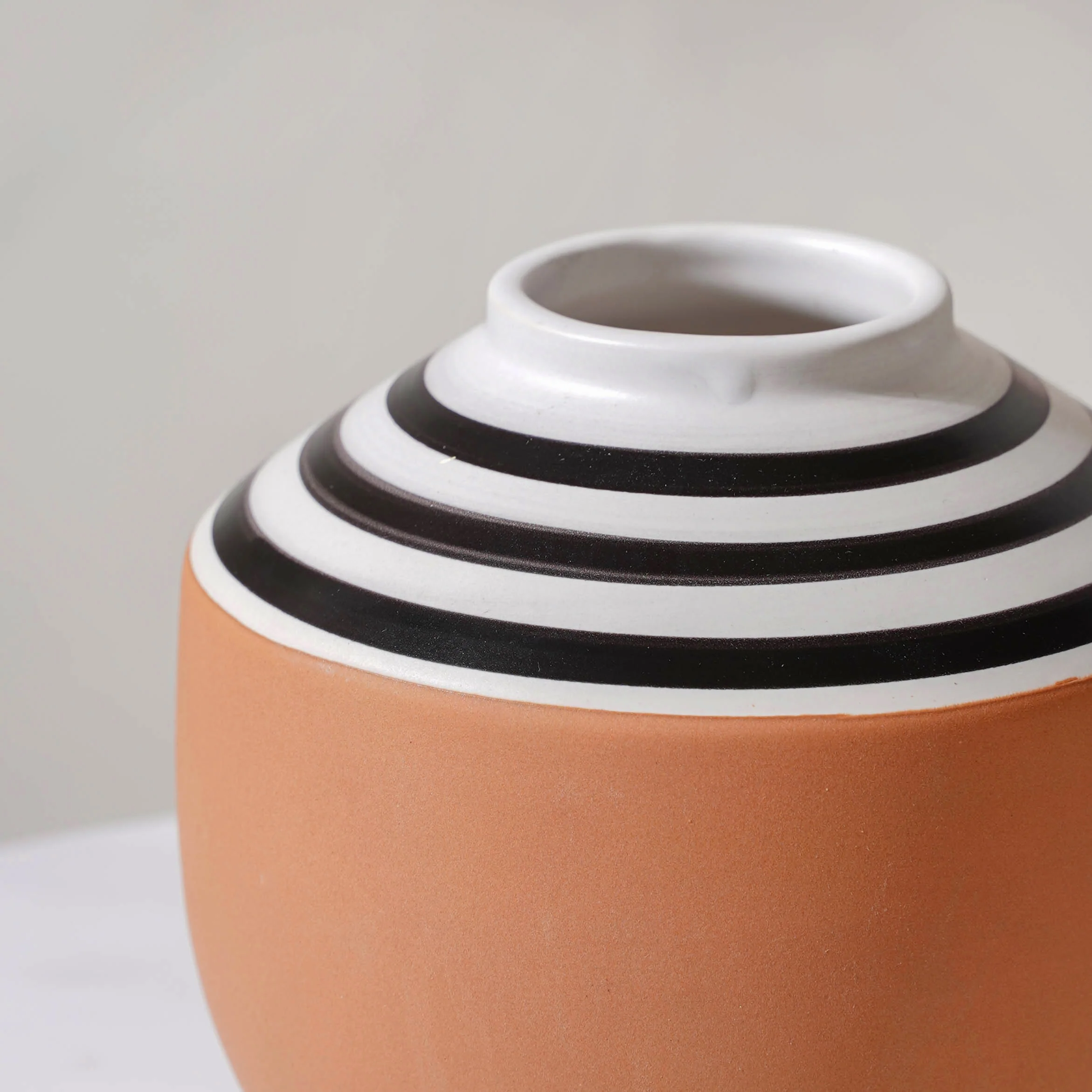 Eclectic Flower Vase - Image 5