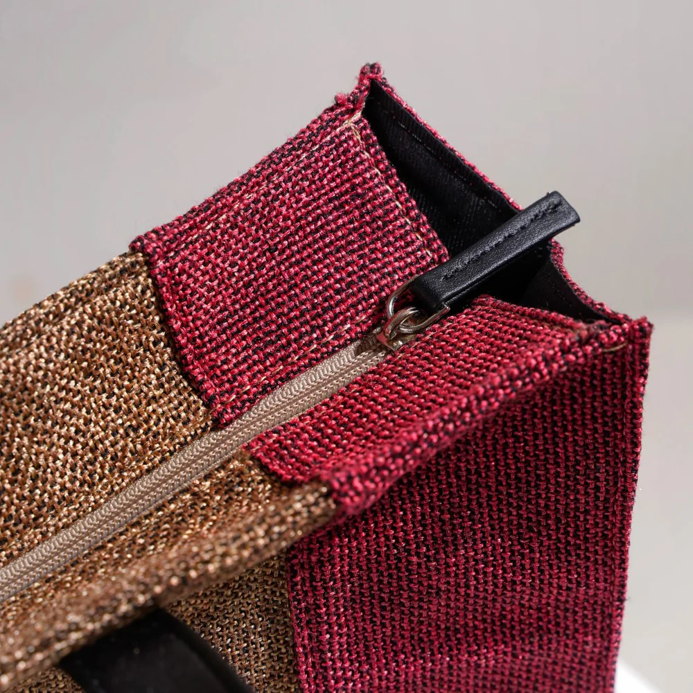 Eco Friendly Jute Lunch Bag Beige And Red 15 x 10 Inch - Image 12