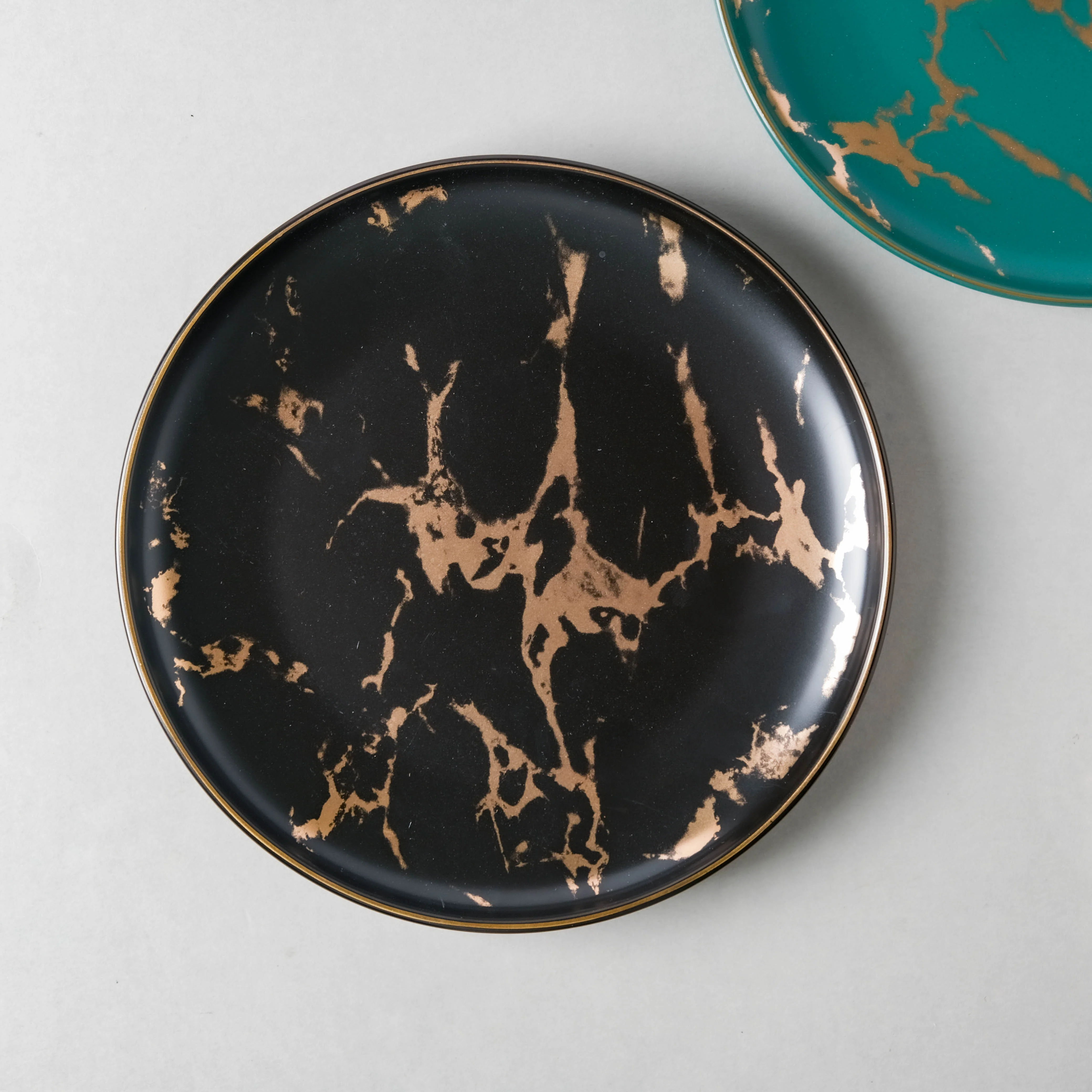 Elegant Snack Serving Plate - Image 7